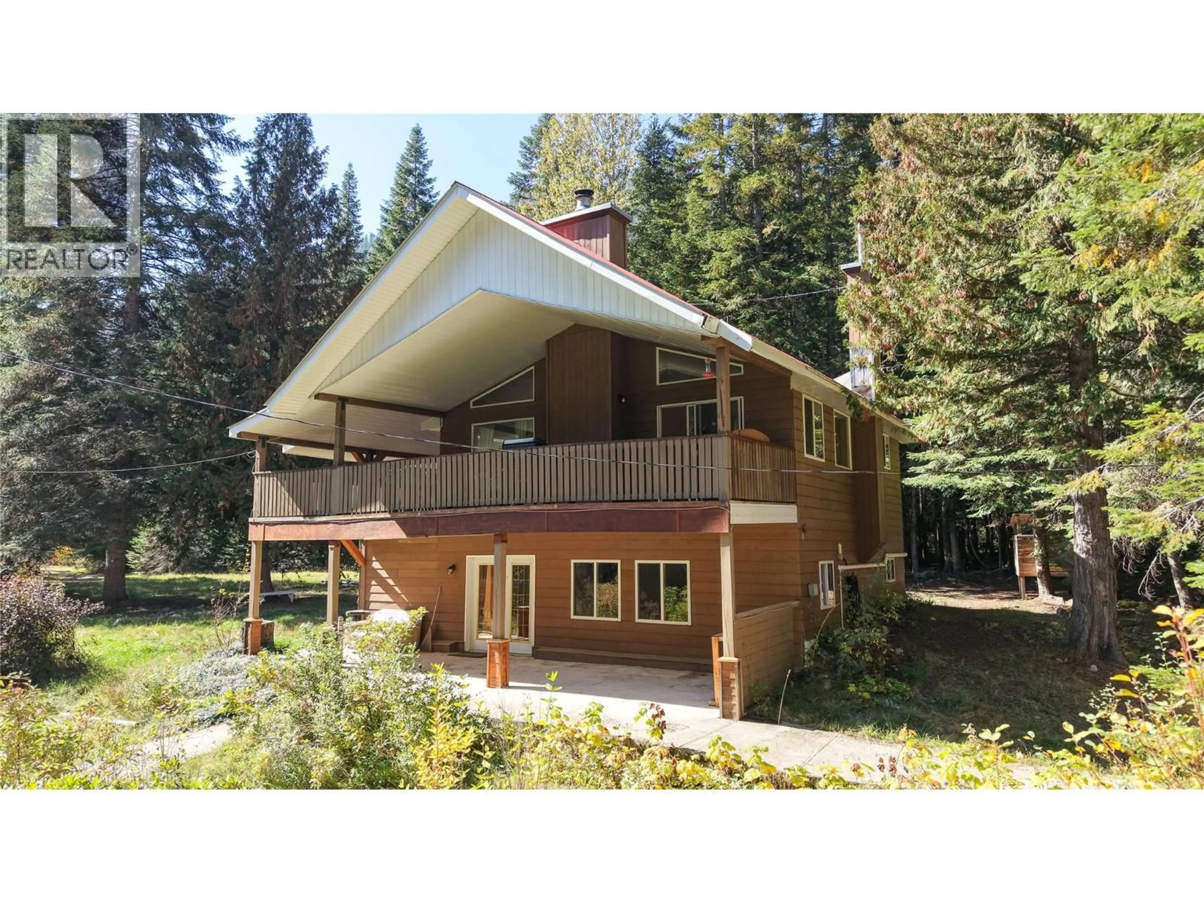 Home with vinyl exterior material, unknown for 113 WESCO ROAD, Ymir British Columbia V0G2K0