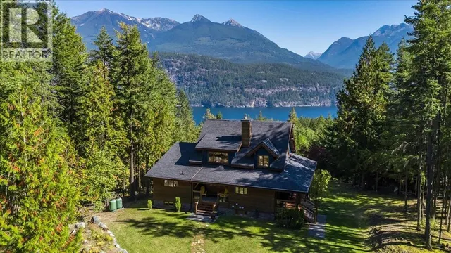9233 31 HIGHWAY, Kaslo 2