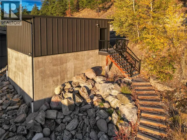 2710 WORKMAN PLACE, Naramata 4