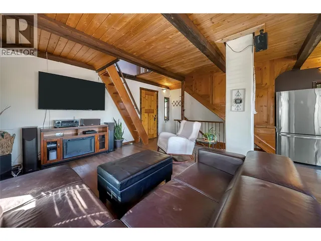 665 UDELL ROAD, Vernon 5