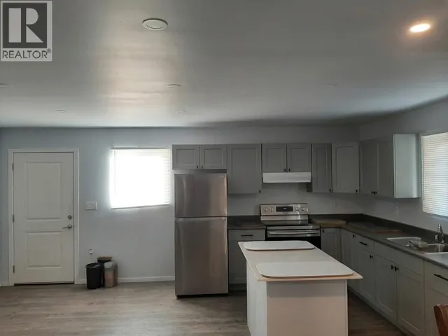 3368 MCIVER ROAD, West Kelowna 5