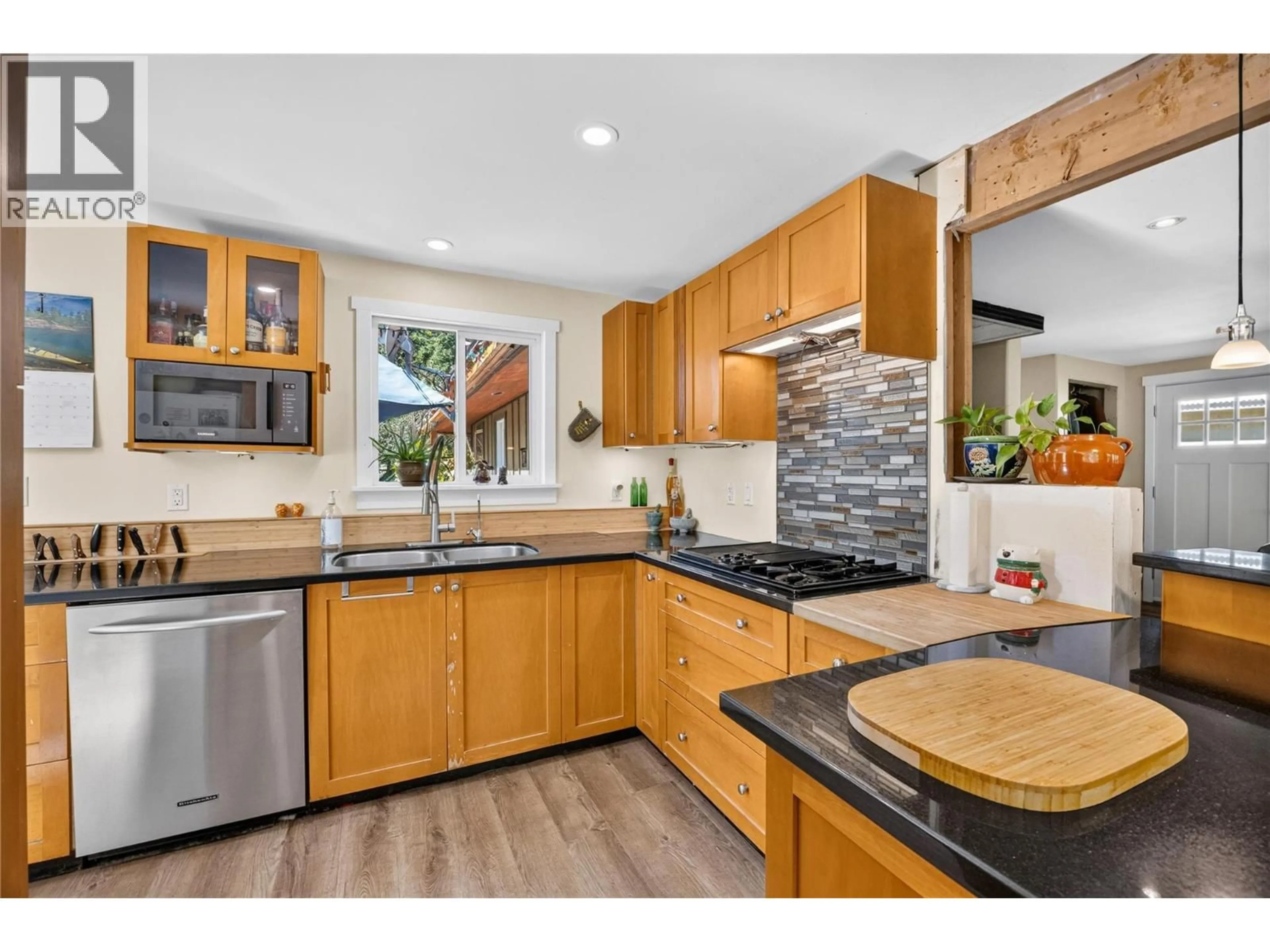 Open concept kitchen, unknown for 199 FARLEIGH LAKE ROAD, Penticton British Columbia V2A6J7