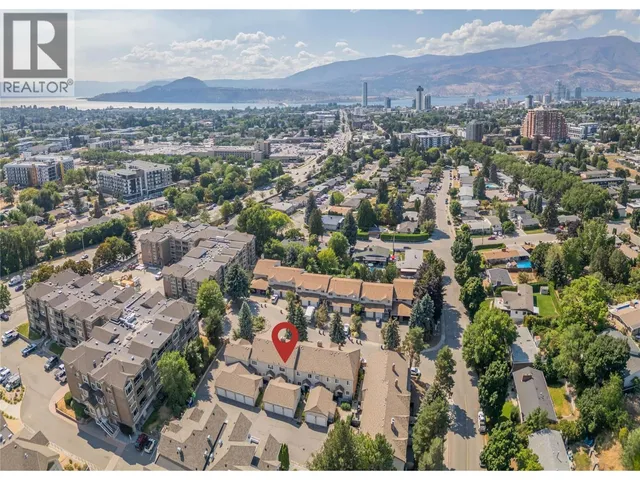 3 - 1675 THAYER COURT, Kelowna 2