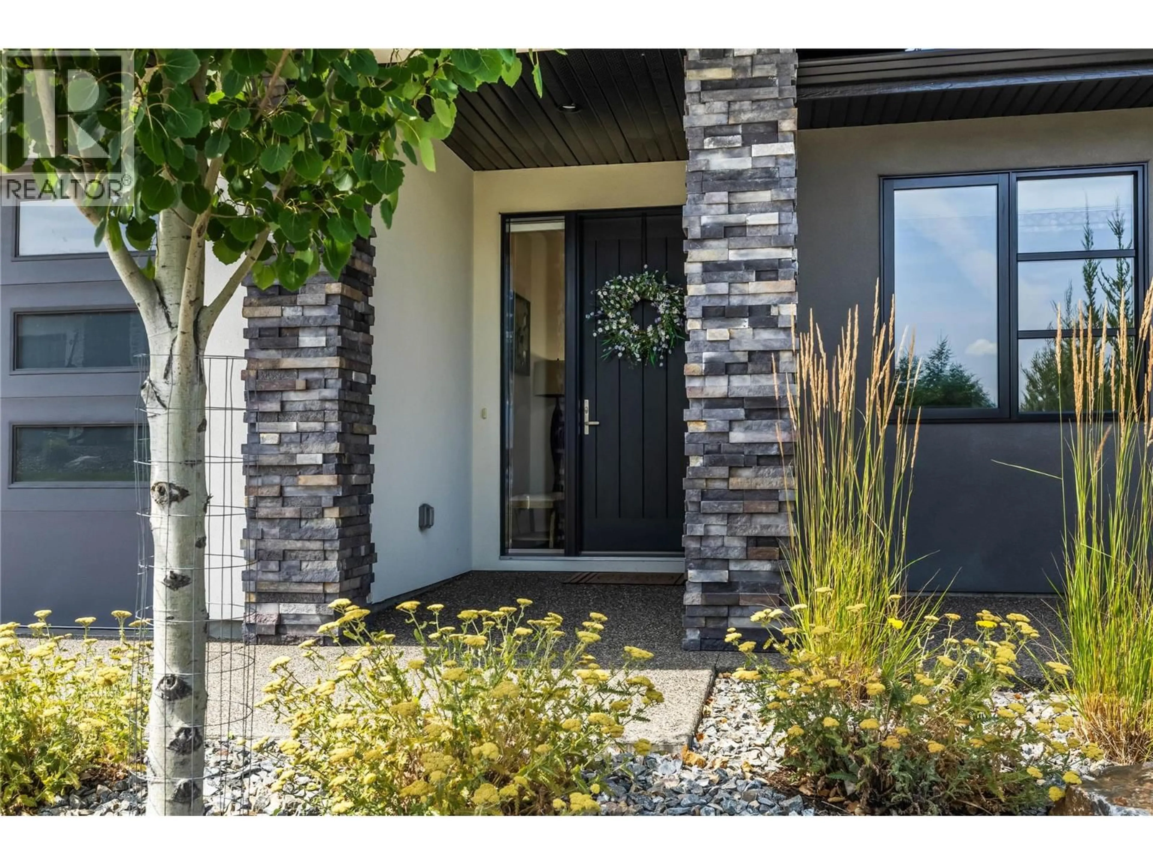 Unknown for 6 - 1349 ROCKY POINT DRIVE, Kelowna British Columbia V1V0B5