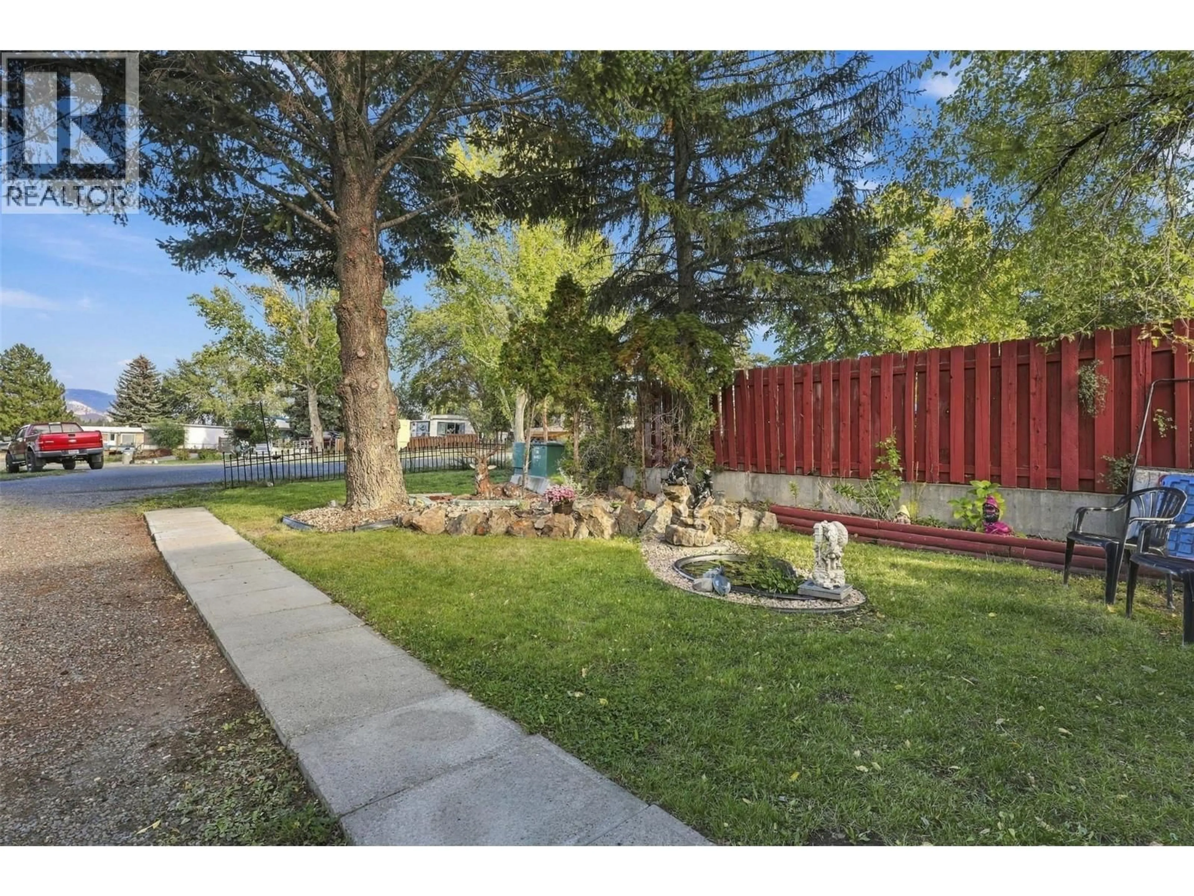 A pic from outside/outdoor area/front of a property/back of a property/a pic from drone, street for 749 KLAHANIE DRIVE, Kamloops British Columbia V2C5R1
