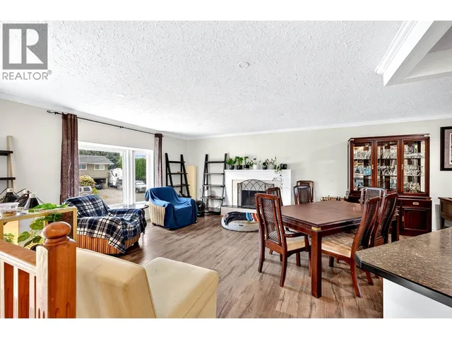 4634 STEVENS DRIVE, Kamloops 4