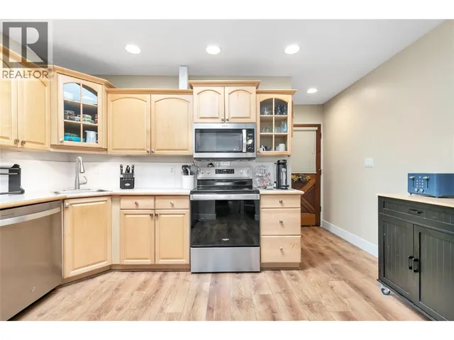 209 - 1660 UFTON COURT, Kelowna 4