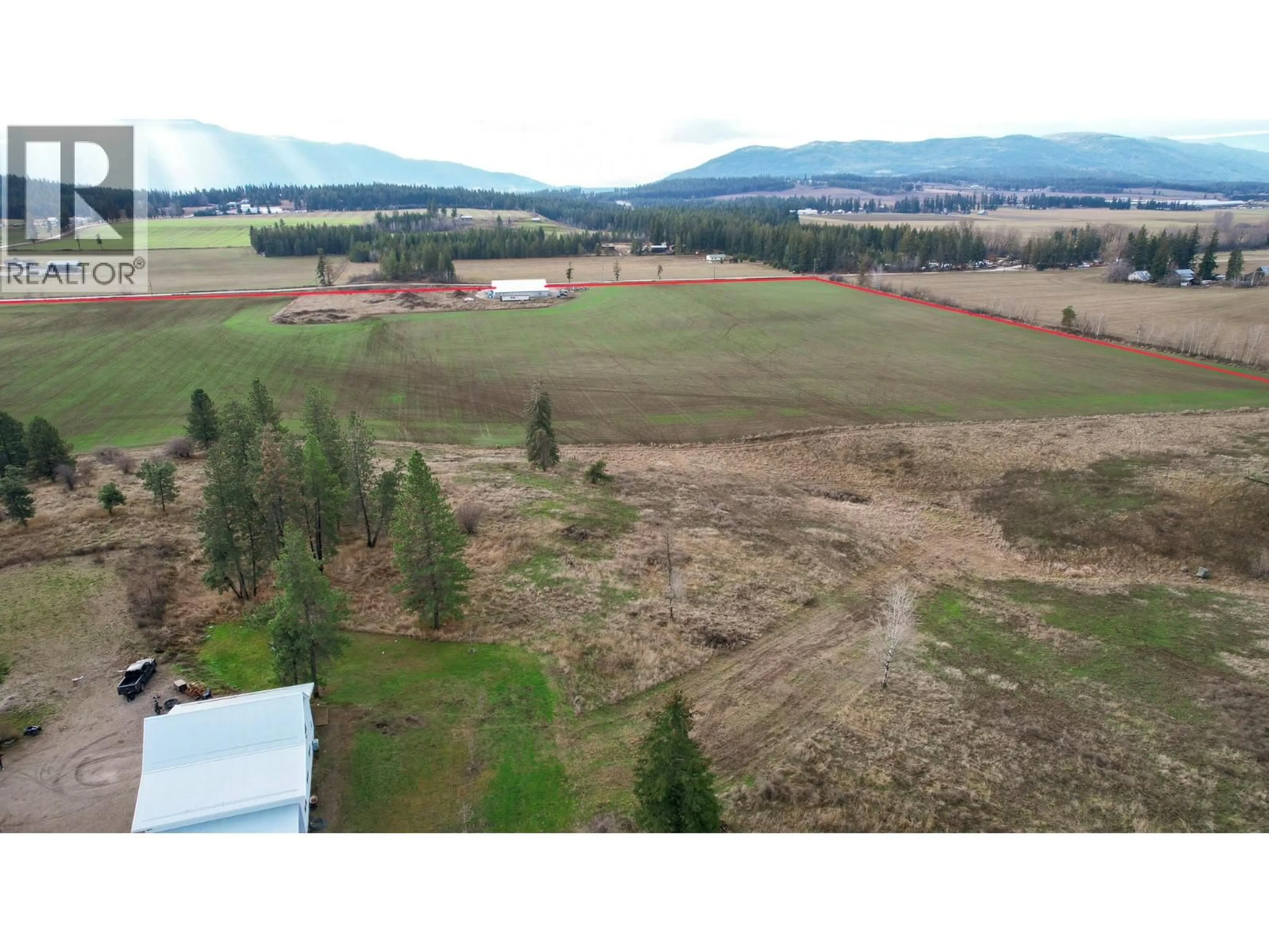 A pic from outside/outdoor area/front of a property/back of a property/a pic from drone, mountain view for 3922 HULLCAR ROAD, Armstrong British Columbia V4Y0M7