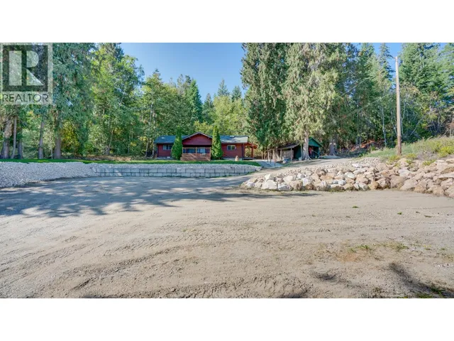 2452 FOREST DRIVE, Blind Bay 3
