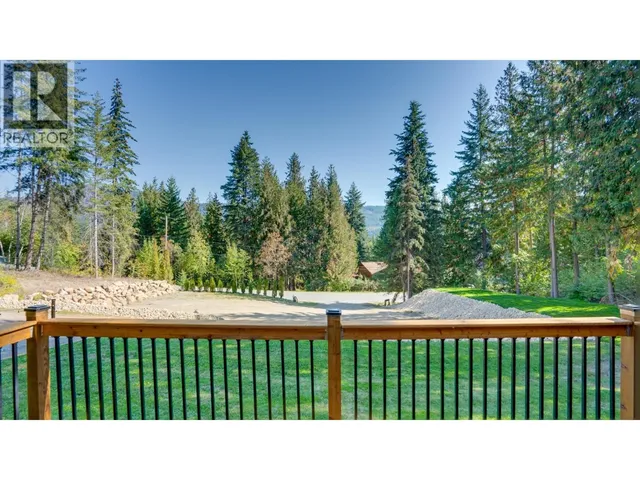 2452 FOREST DRIVE, Blind Bay 4