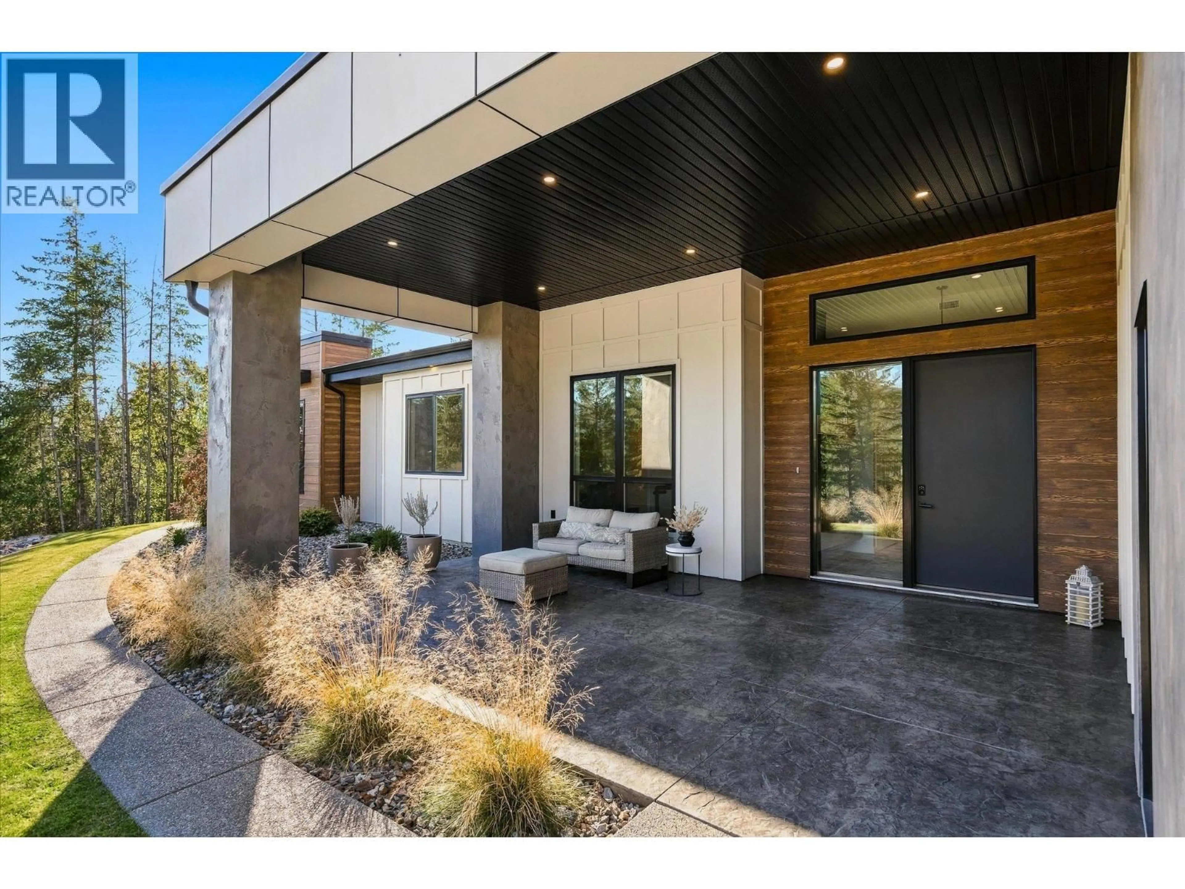 Indoor entryway for 7859 BOULTER ROAD, Vernon British Columbia V1B3N2