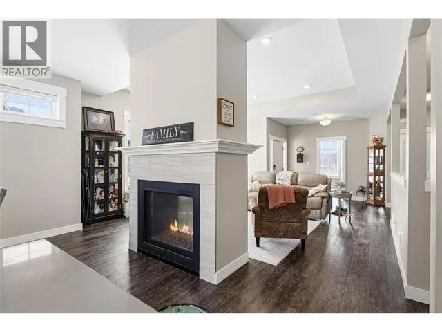 106 - 2514 SPRING BANK AVENUE, Merritt 5