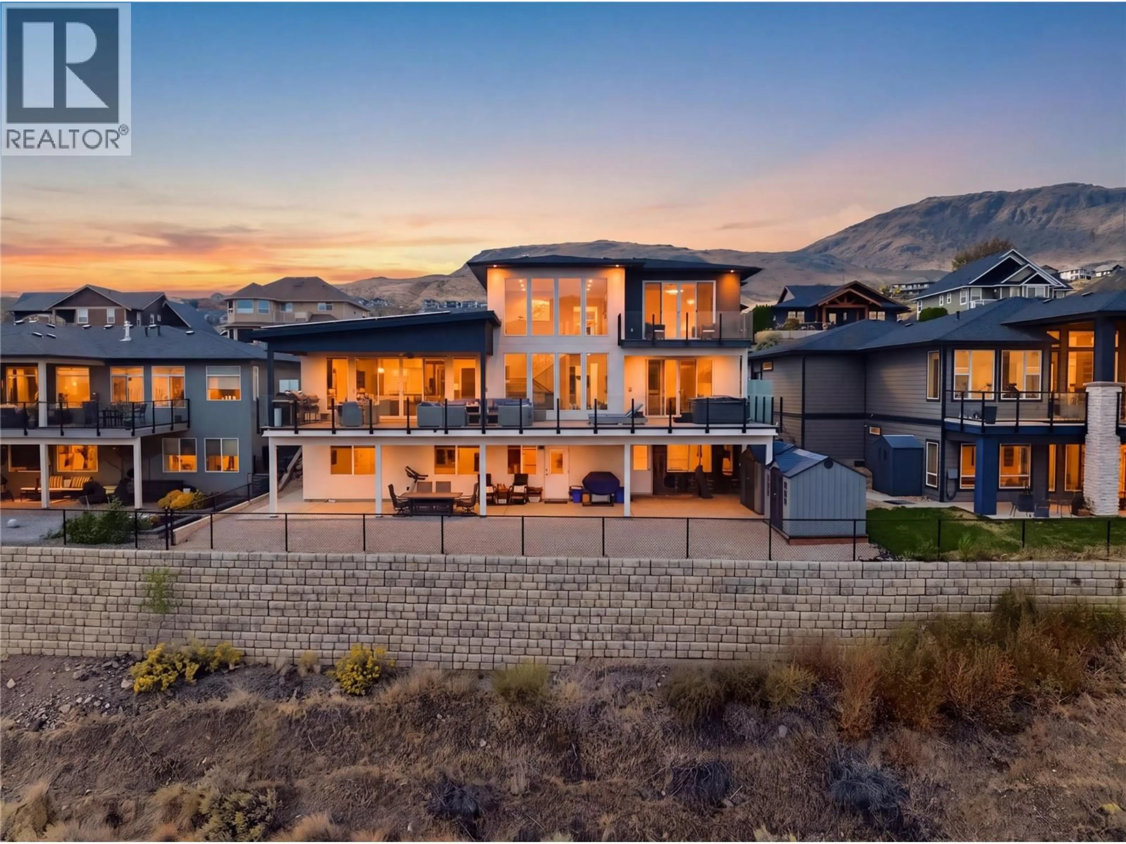 A pic from outside/outdoor area/front of a property/back of a property/a pic from drone, mountain view for 848 CANTLE DRIVE, Kamloops British Columbia V2B0A7