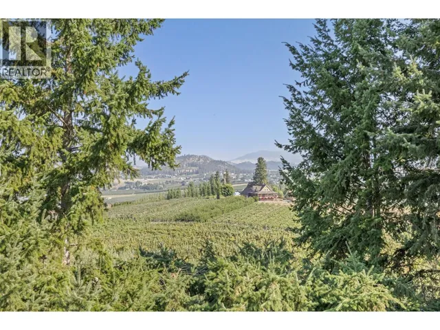 3 - 2300 SILVER PLACE, Kelowna 4