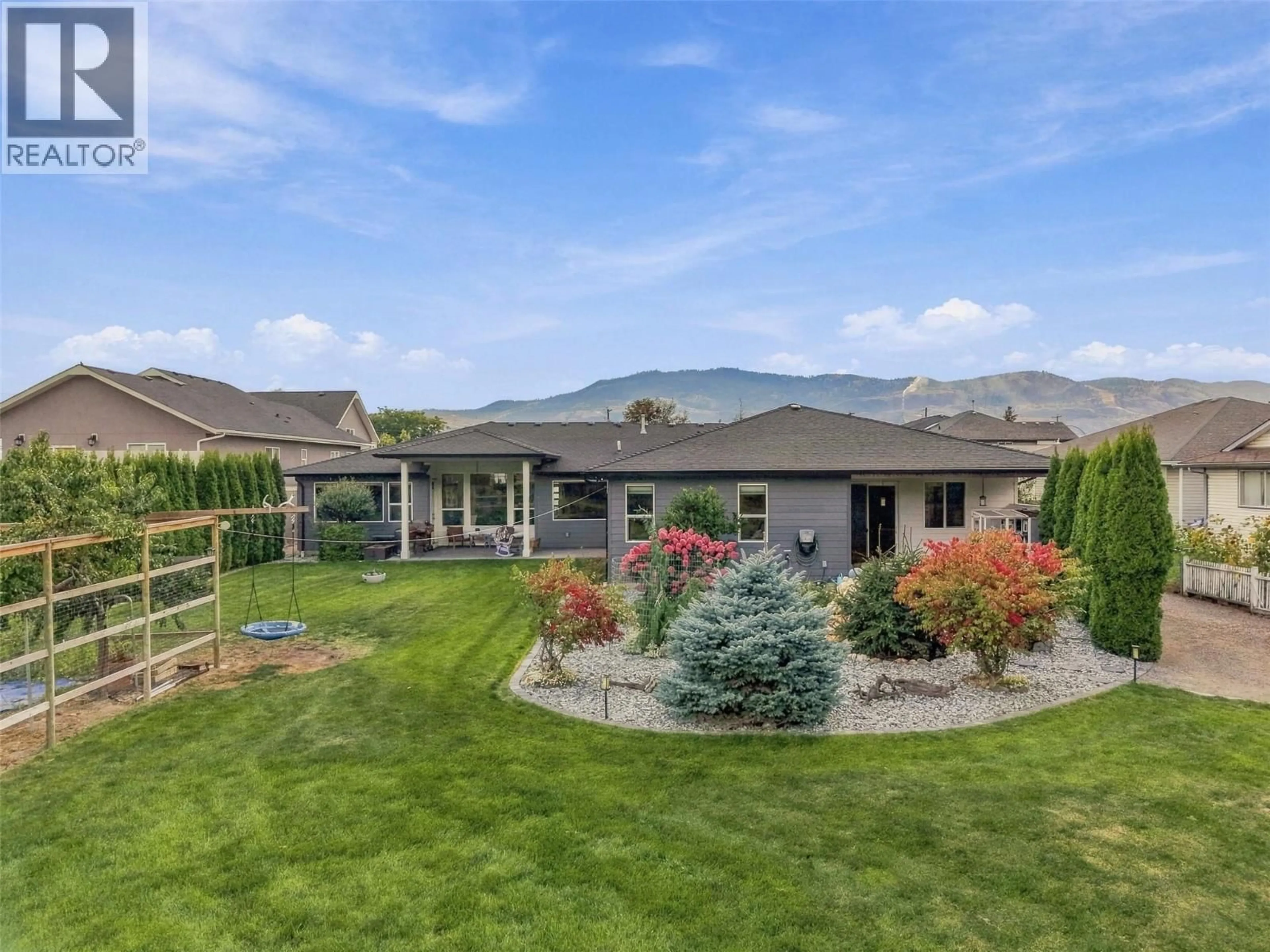 A pic from outside/outdoor area/front of a property/back of a property/a pic from drone, mountain view for 1848 PARKCREST AVENUE, Kamloops British Columbia V2B4W9