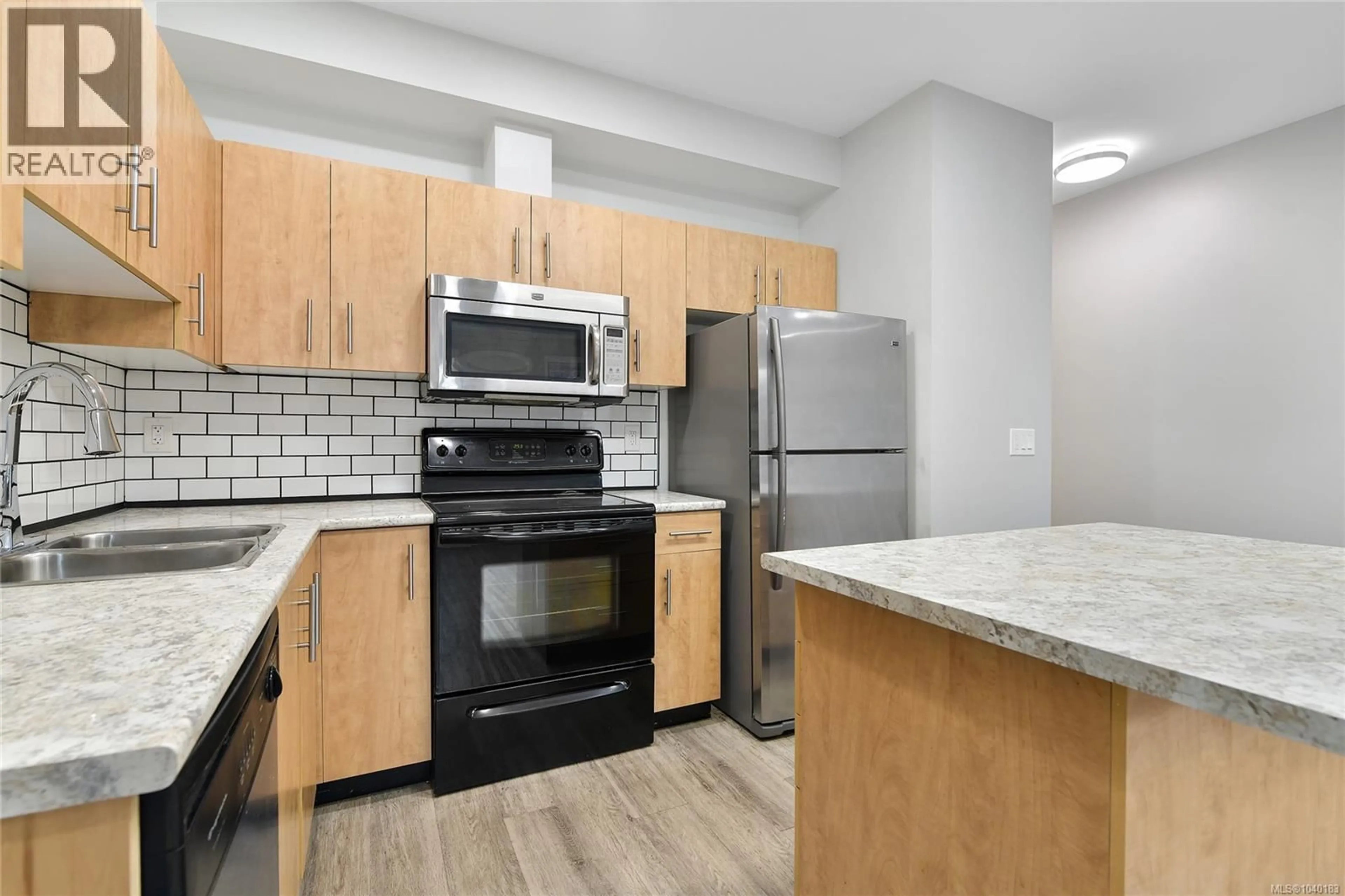 Standard kitchen, unknown for 102 - 825 GOLDSTREAM AVENUE, Langford British Columbia V9B2X8