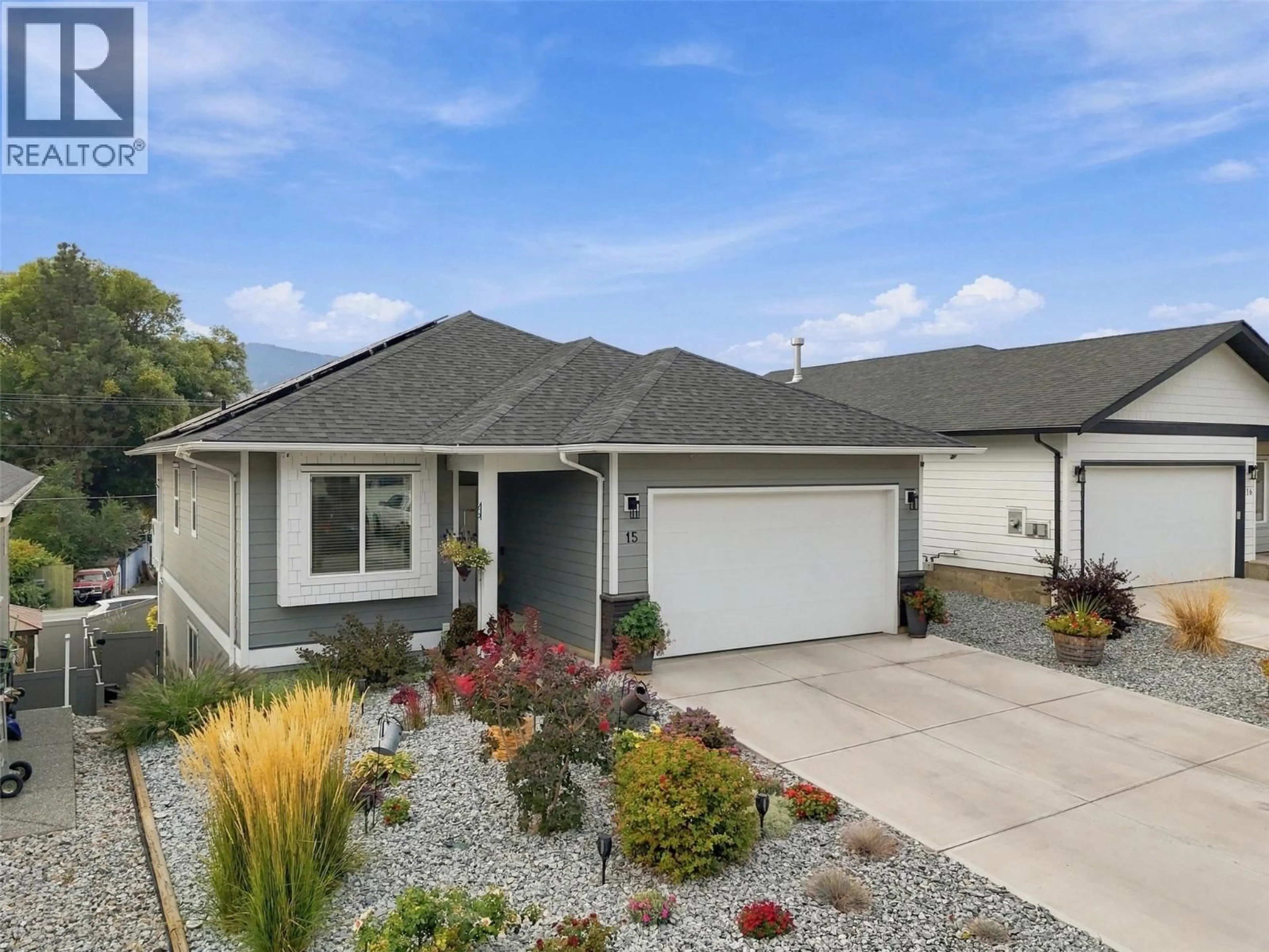 Home with vinyl exterior material, street for 15 - 1900 ORD ROAD, Kamloops British Columbia V2B8S7