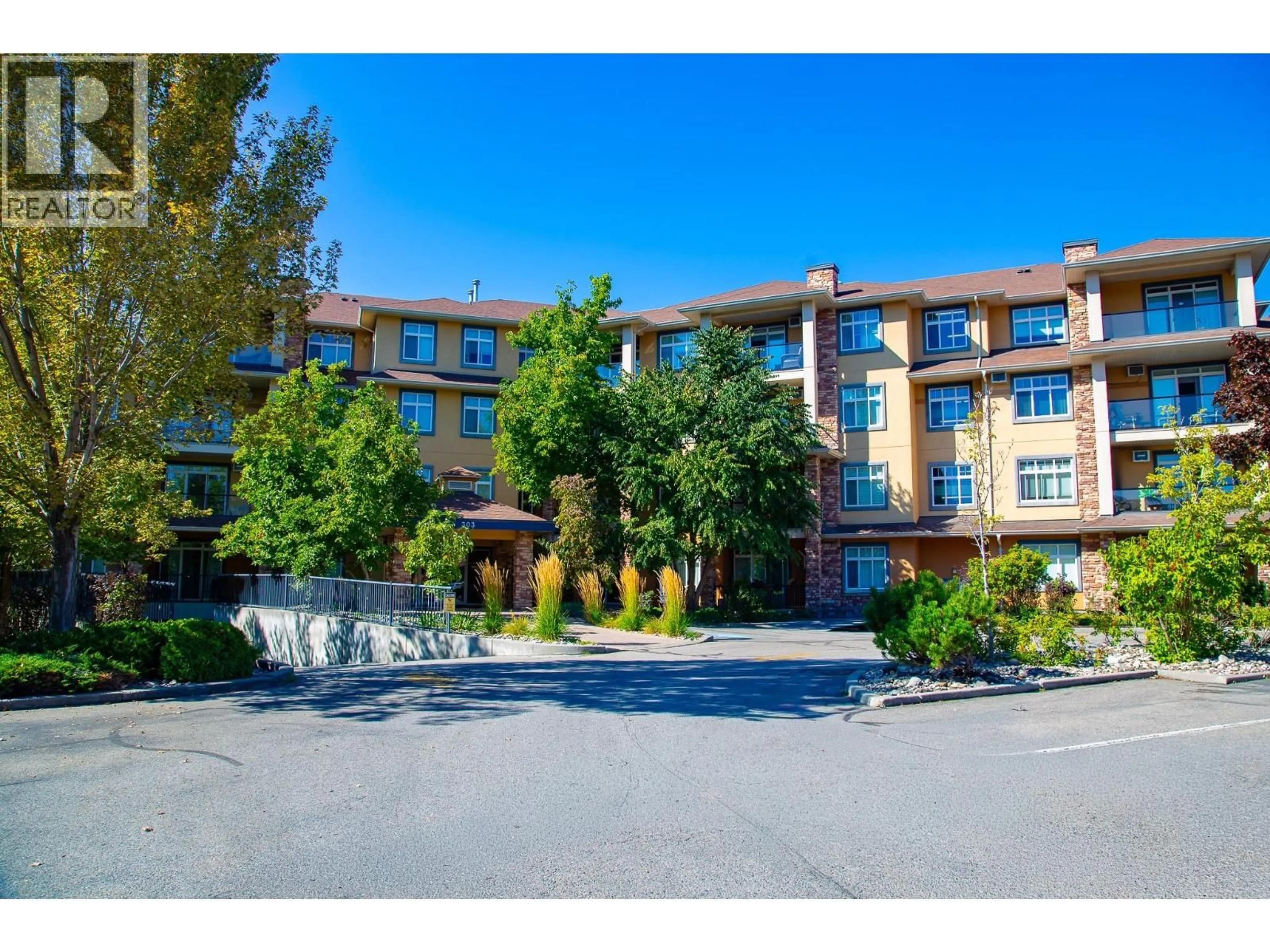 Unknown for 304 - 303 WHITMAN ROAD, Kelowna British Columbia V1V2P3