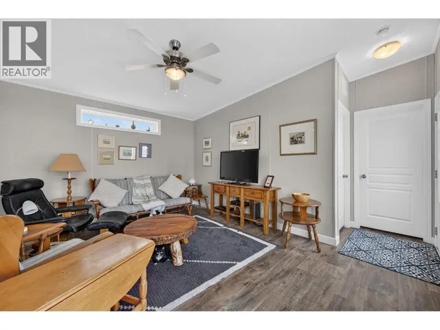 116 - 5005 RIVER ROAD, Pritchard 4