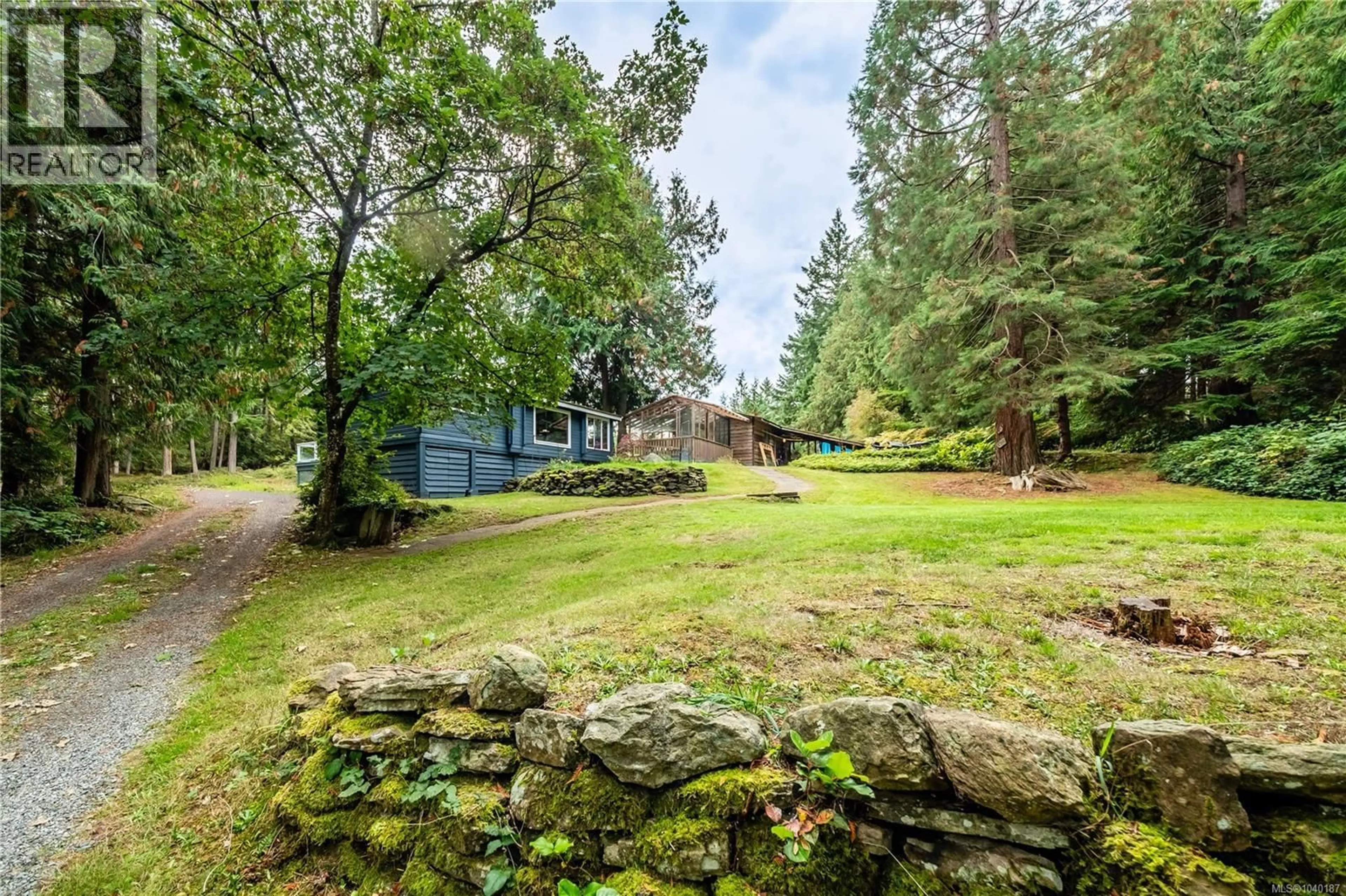 A pic from outside/outdoor area/front of a property/back of a property/a pic from drone, forest/trees view for 336 HEMLOCK AVENUE, Gabriola Island British Columbia V0R1X1