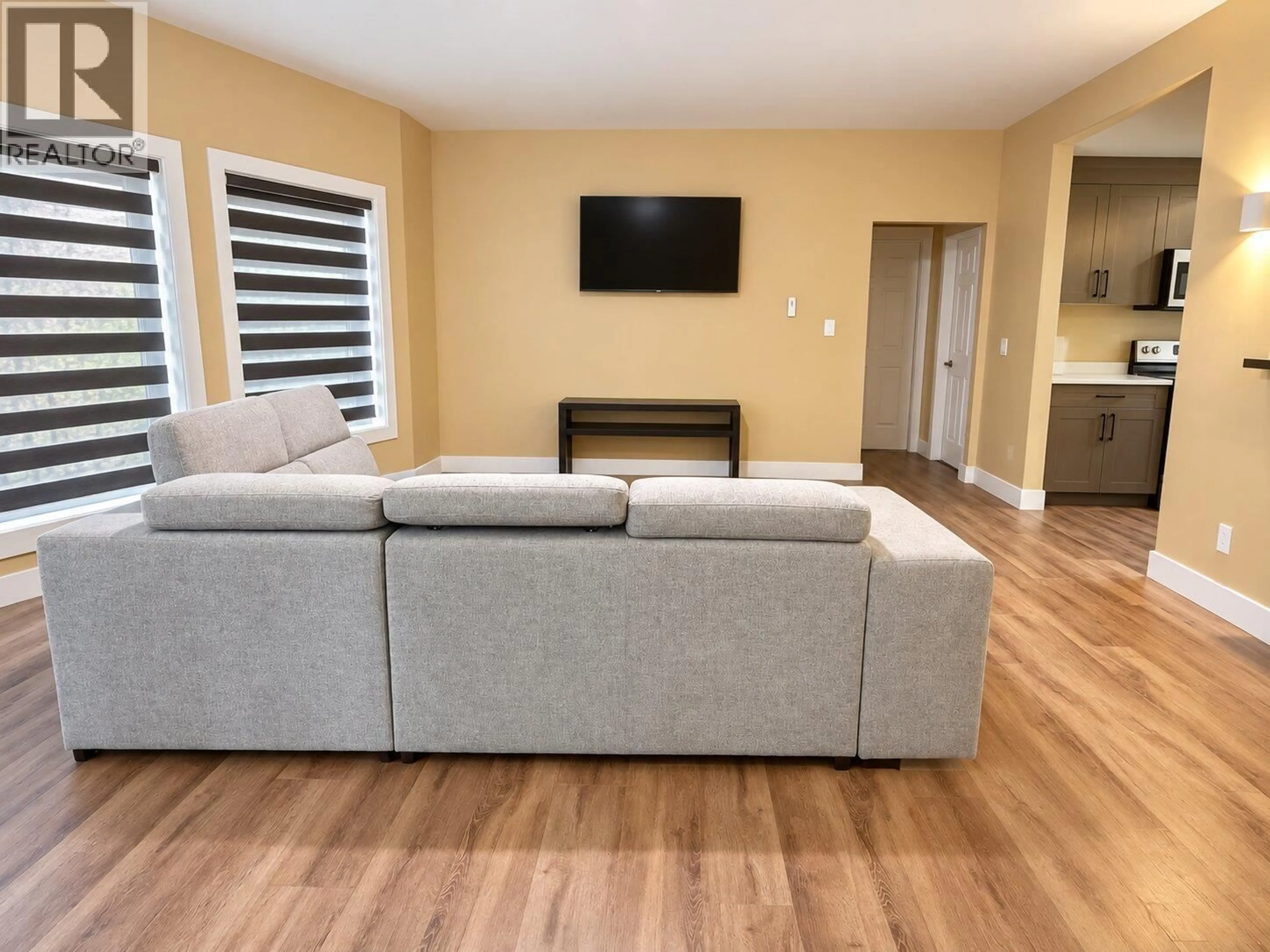 Living room with furniture, unknown for 7250 HIGHWAY 97 OTHER SOUTH, Peachland British Columbia V0H1X9