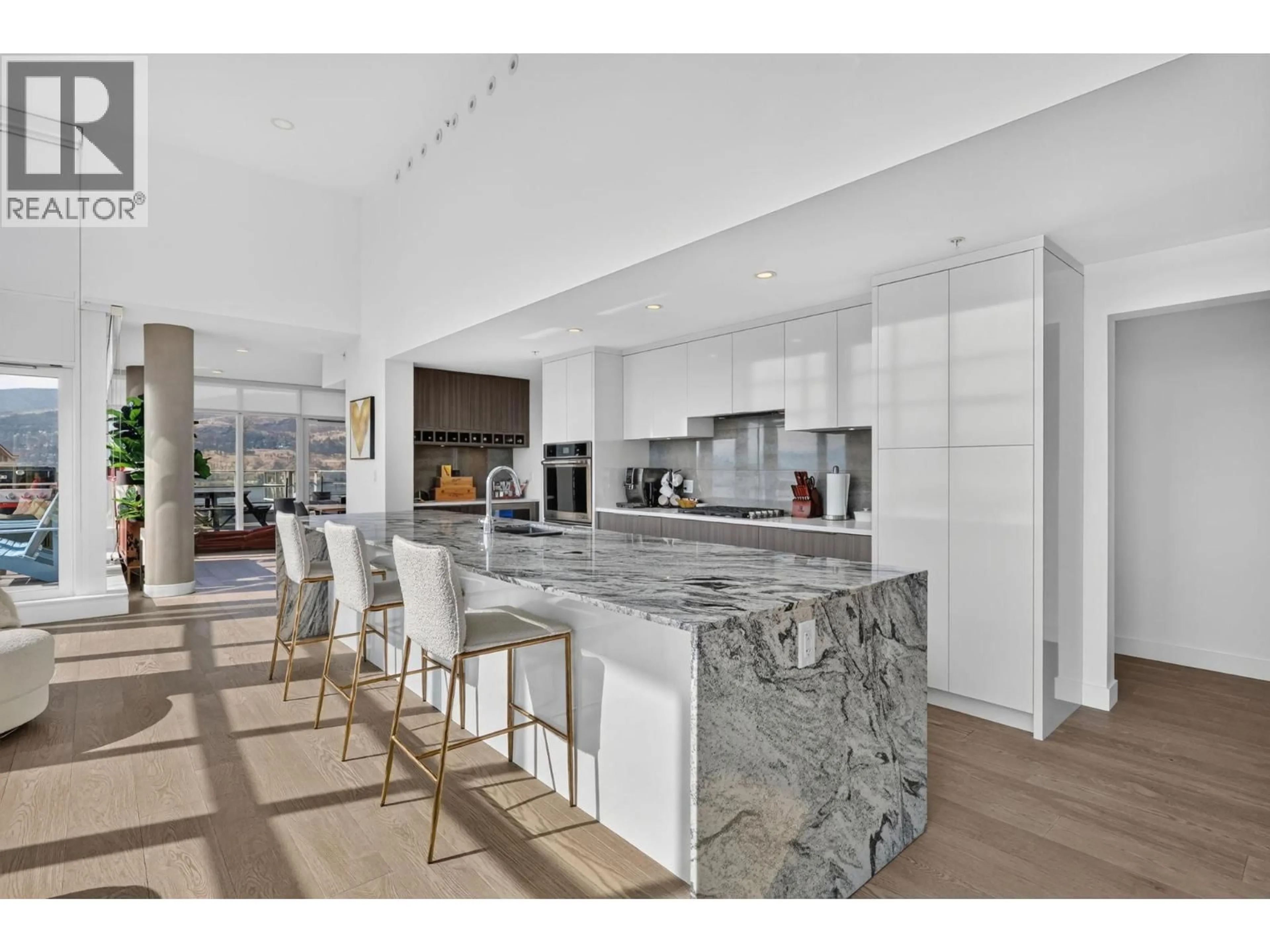Open concept kitchen, ceramic/tile floor for 2101 - 1151 SUNSET DRIVE, Kelowna British Columbia V1Y0G2