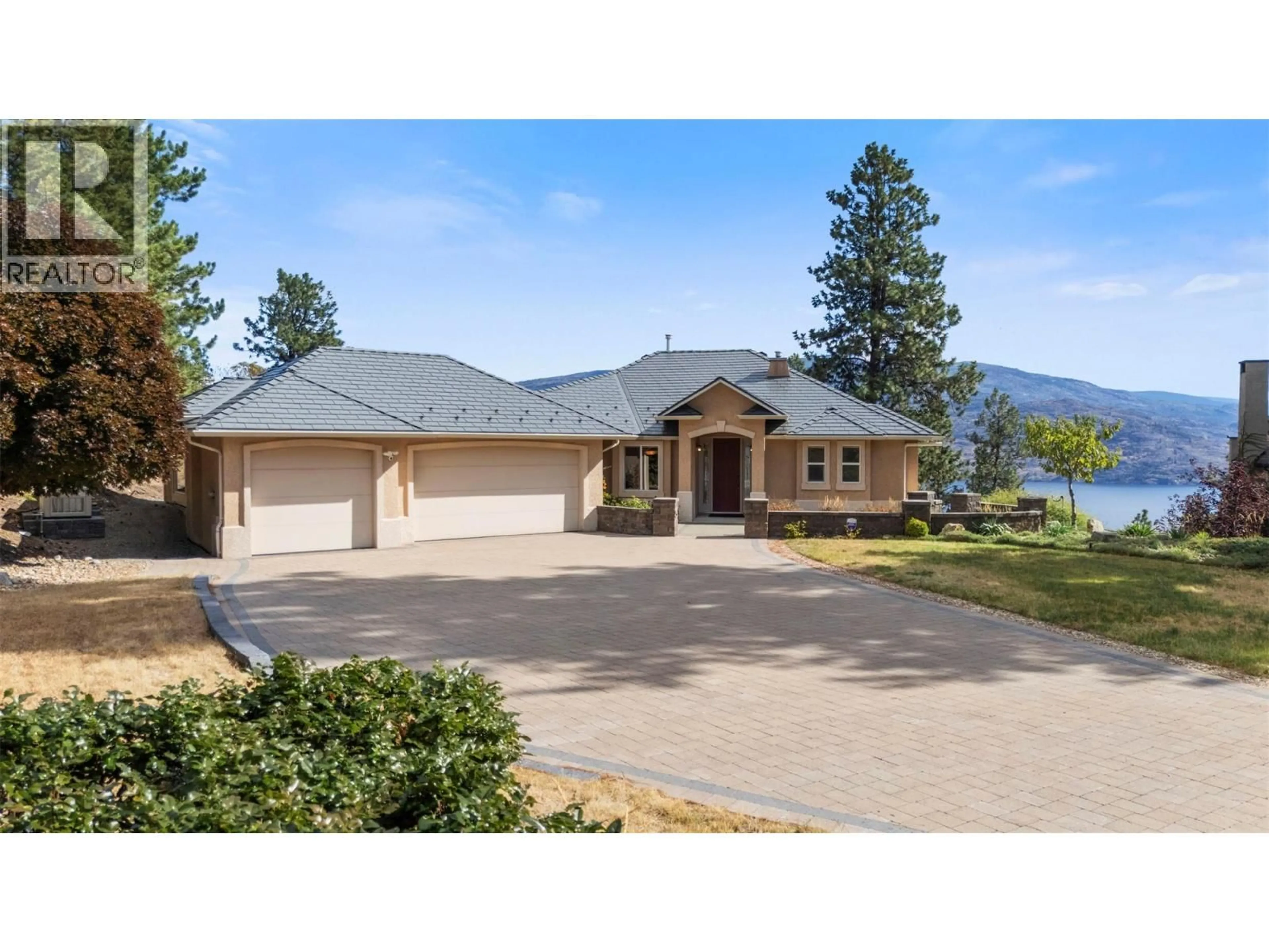 A pic from outside/outdoor area/front of a property/back of a property/a pic from drone, water/lake/river/ocean view for 6455 VERNON AVENUE, Peachland British Columbia V0H1X8