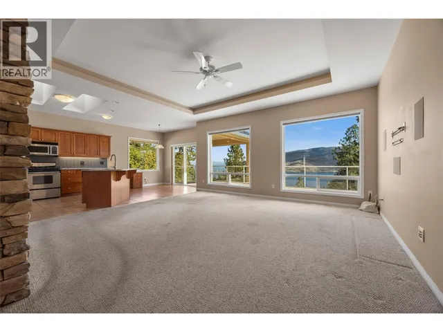 6455 VERNON AVENUE, Peachland 4