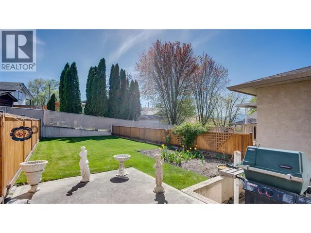 23 - 3906 PLEASANT VALLEY ROAD, Vernon 3
