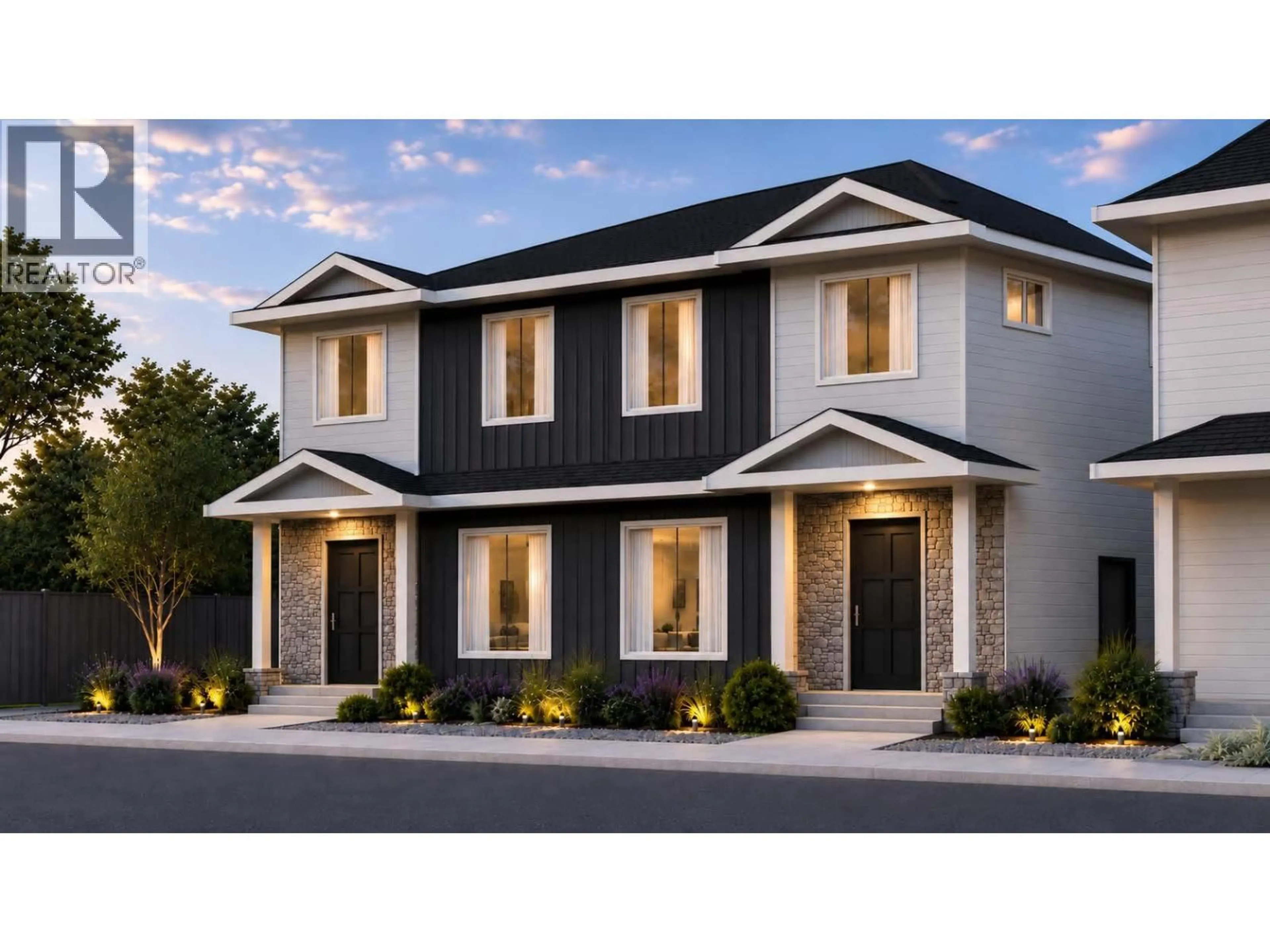 Home with vinyl exterior material, street for 540 SCOTT AVENUE, Penticton British Columbia V2A5L1