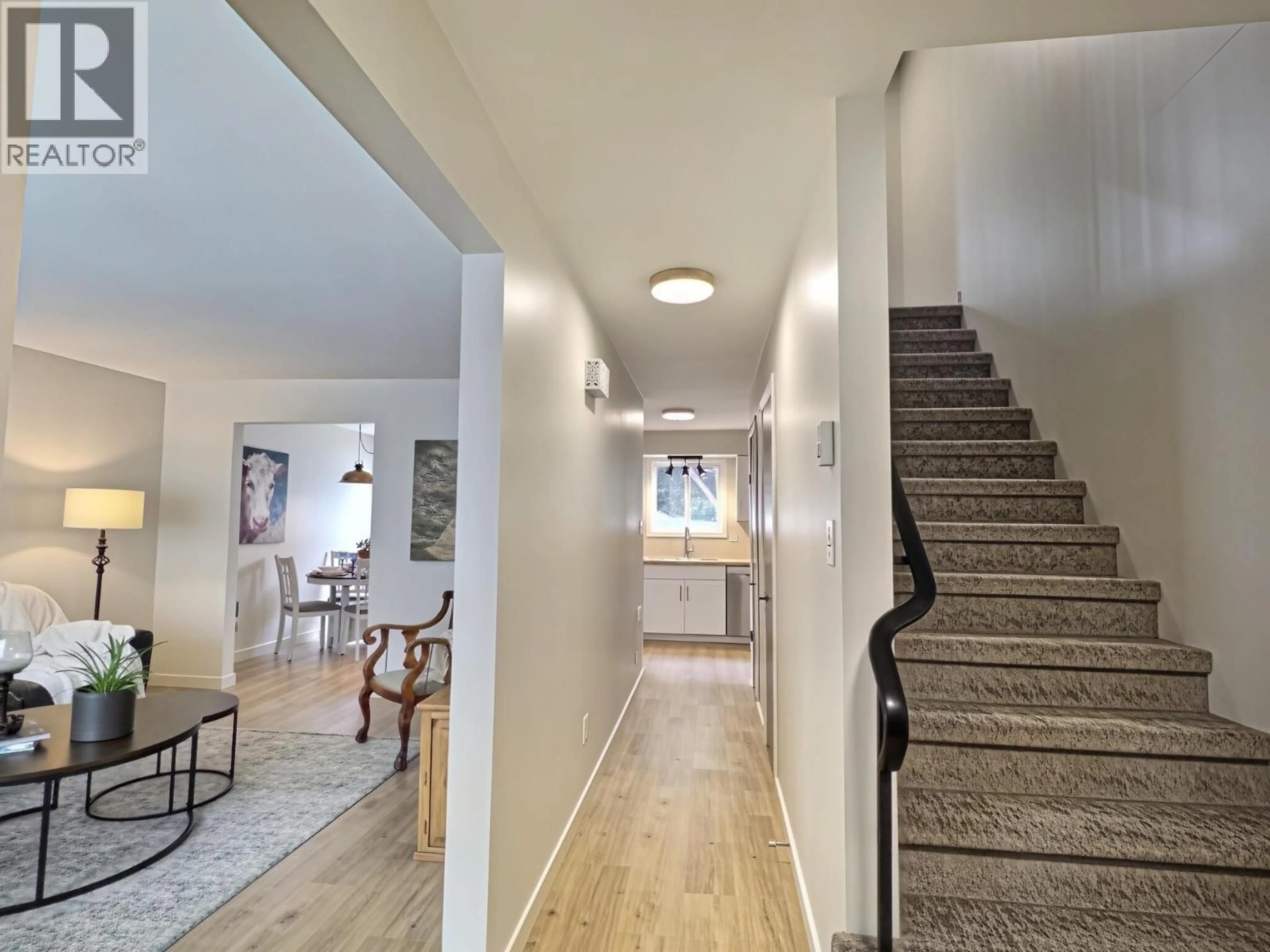 Indoor entryway for 3187 WESTSYDE ROAD, Kamloops British Columbia v2b2g6