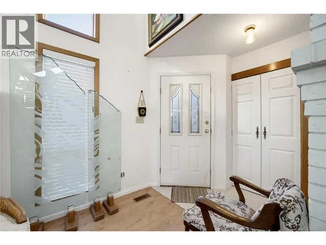 370 10 AVENUE SOUTHEAST, Salmon Arm 5