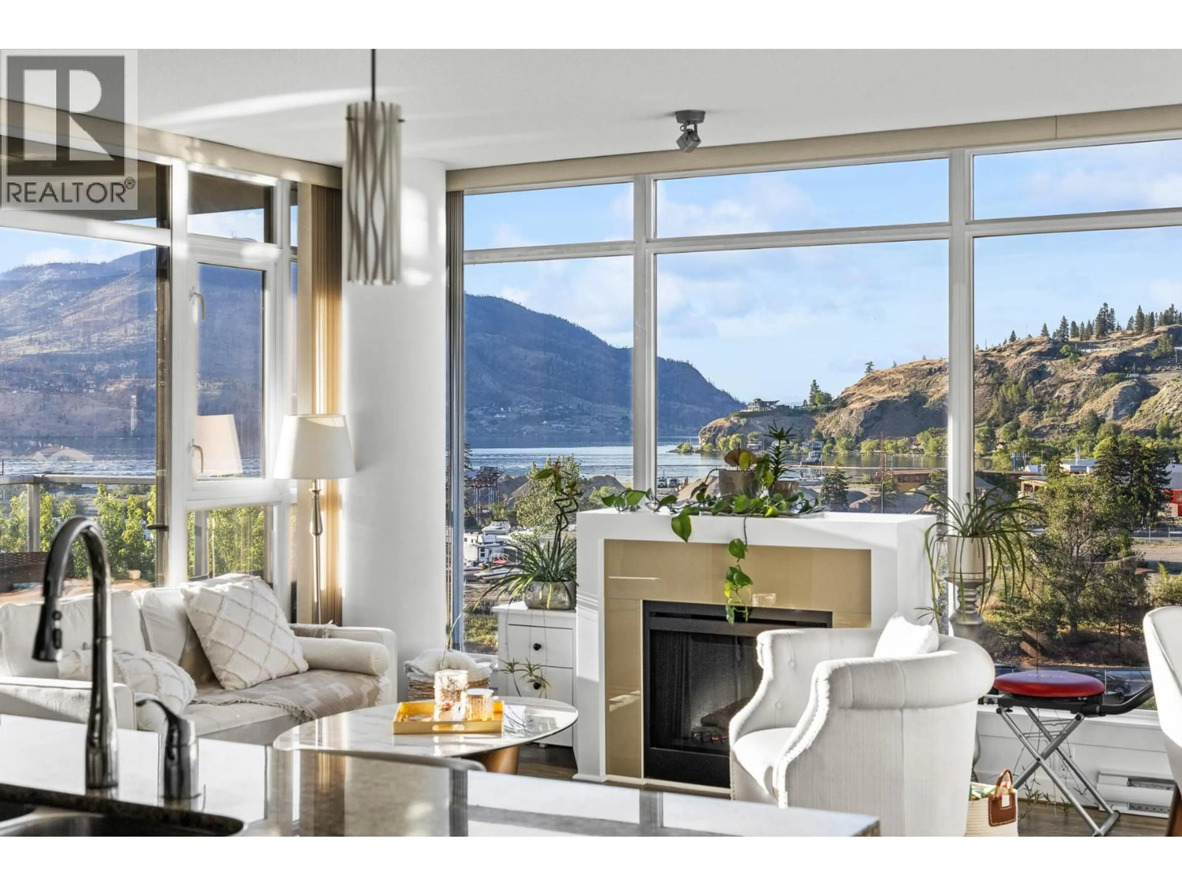 Living room with furniture, unknown for 702 - 1075 SUNSET DRIVE, Kelowna British Columbia V1Y9Y9