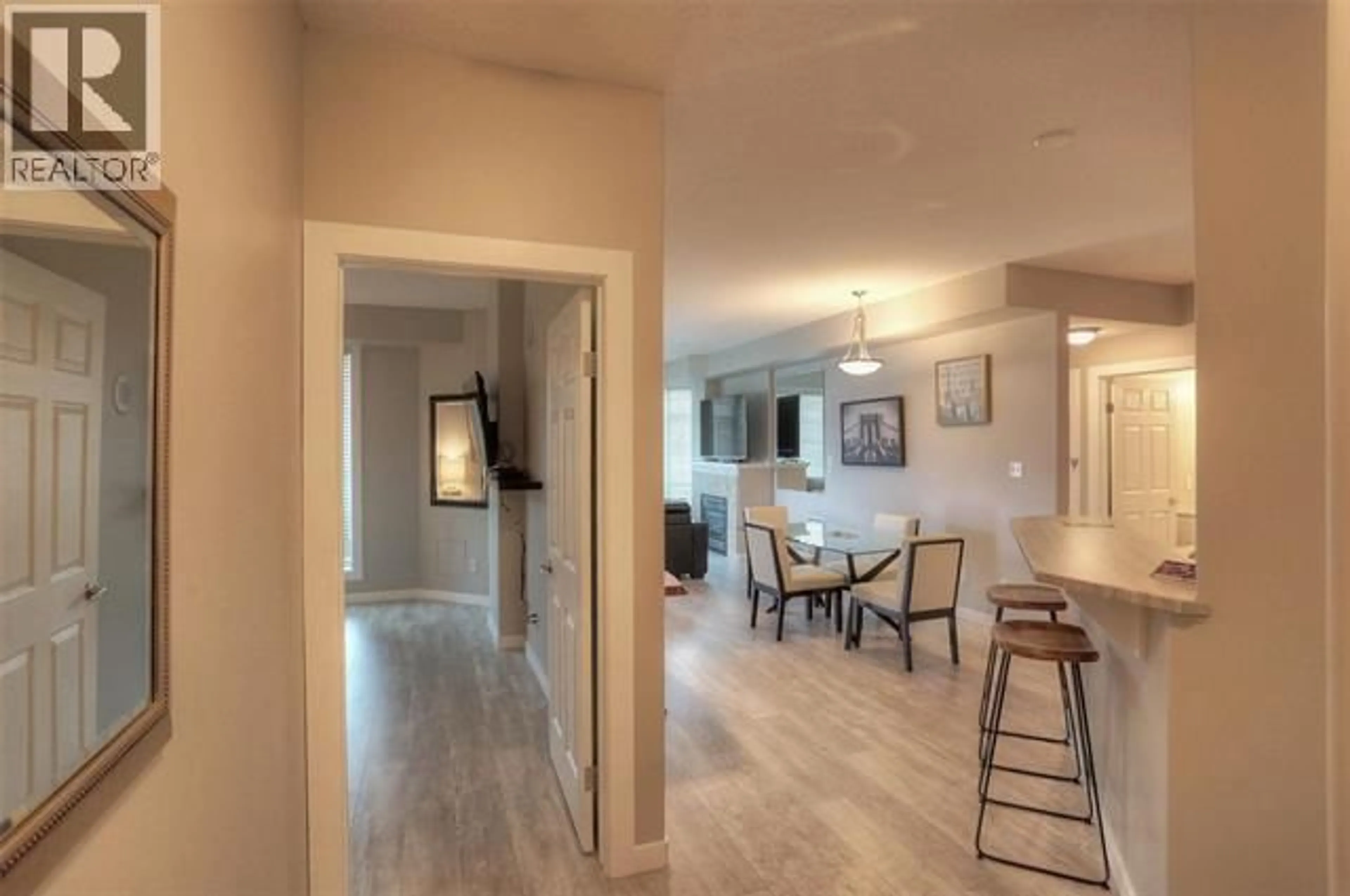 Unknown for 706 - 1128 SUNSET DRIVE, Kelowna British Columbia V1Y9W7