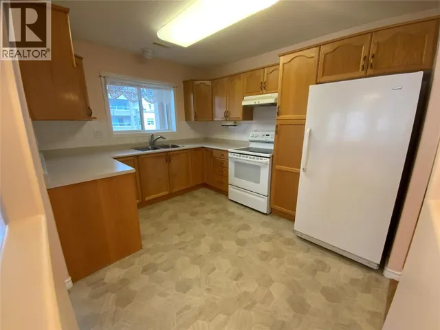 607 - 2265 ATKINSON STREET, Penticton 4