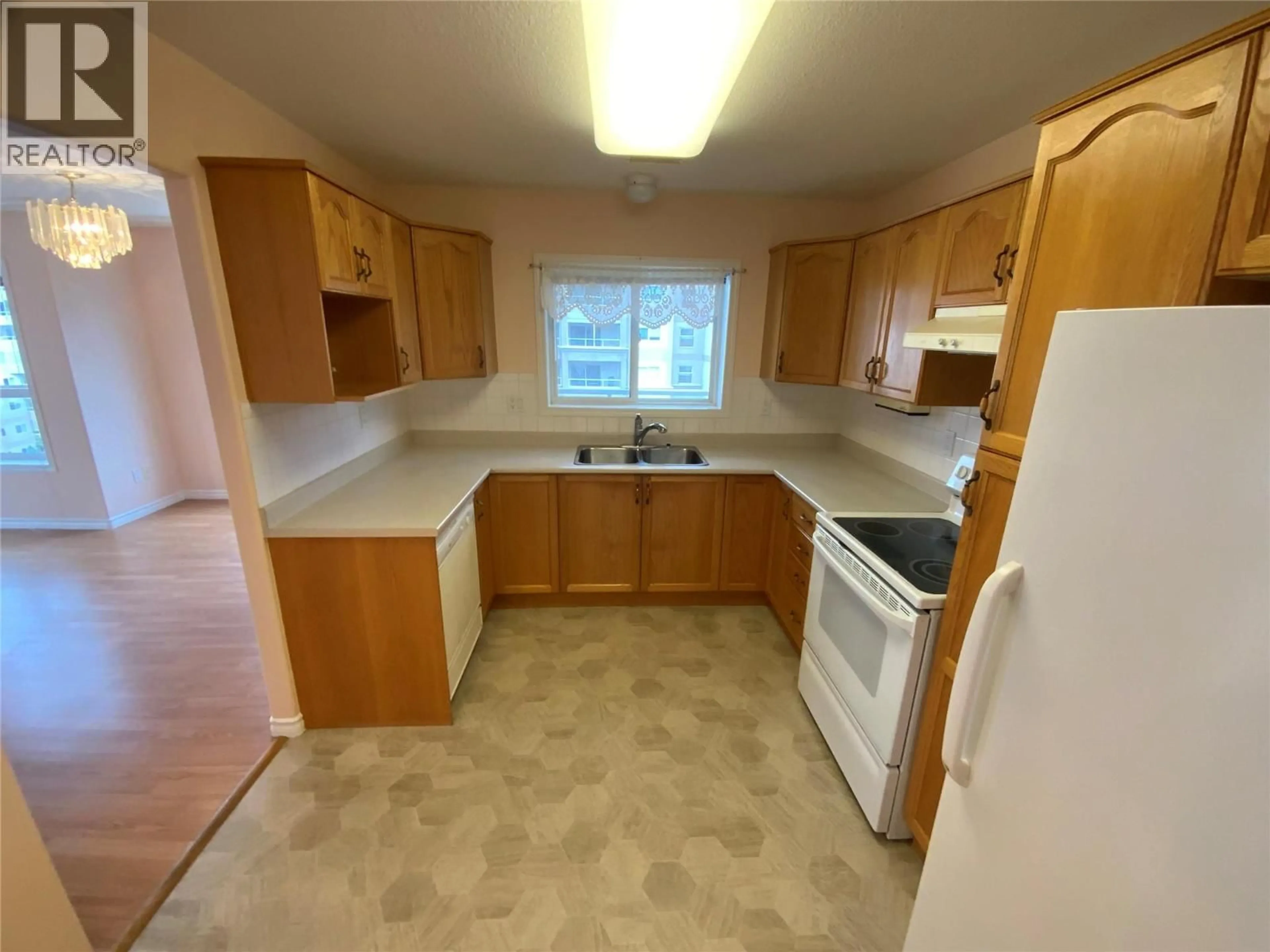 Standard kitchen, unknown for 607 - 2265 ATKINSON STREET, Penticton British Columbia V2A8R7