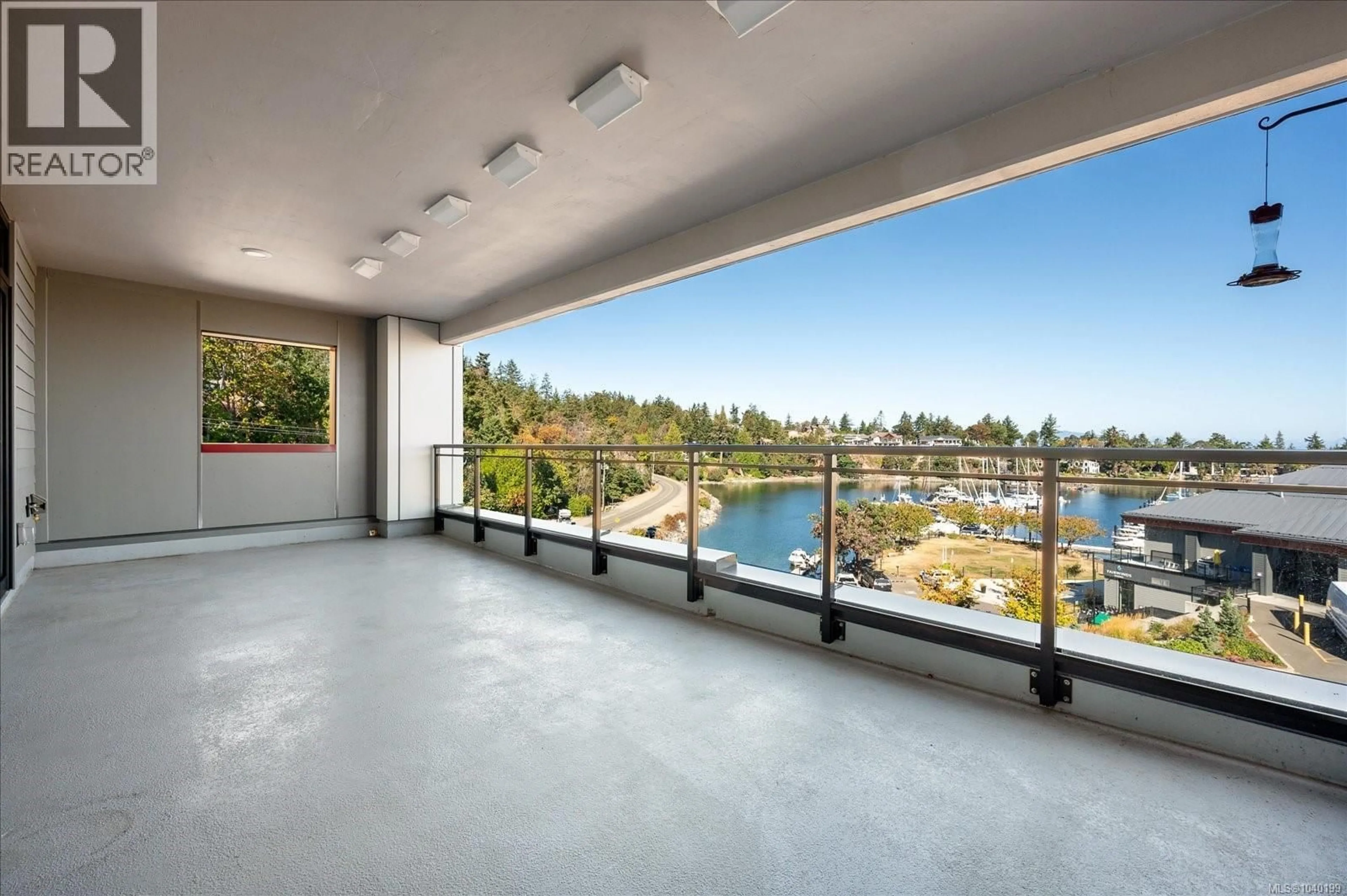 Balcony in the apartment, water/lake/river/ocean view for 301 - 3529 DOLPHIN DRIVE, Nanoose Bay British Columbia V9P9K1