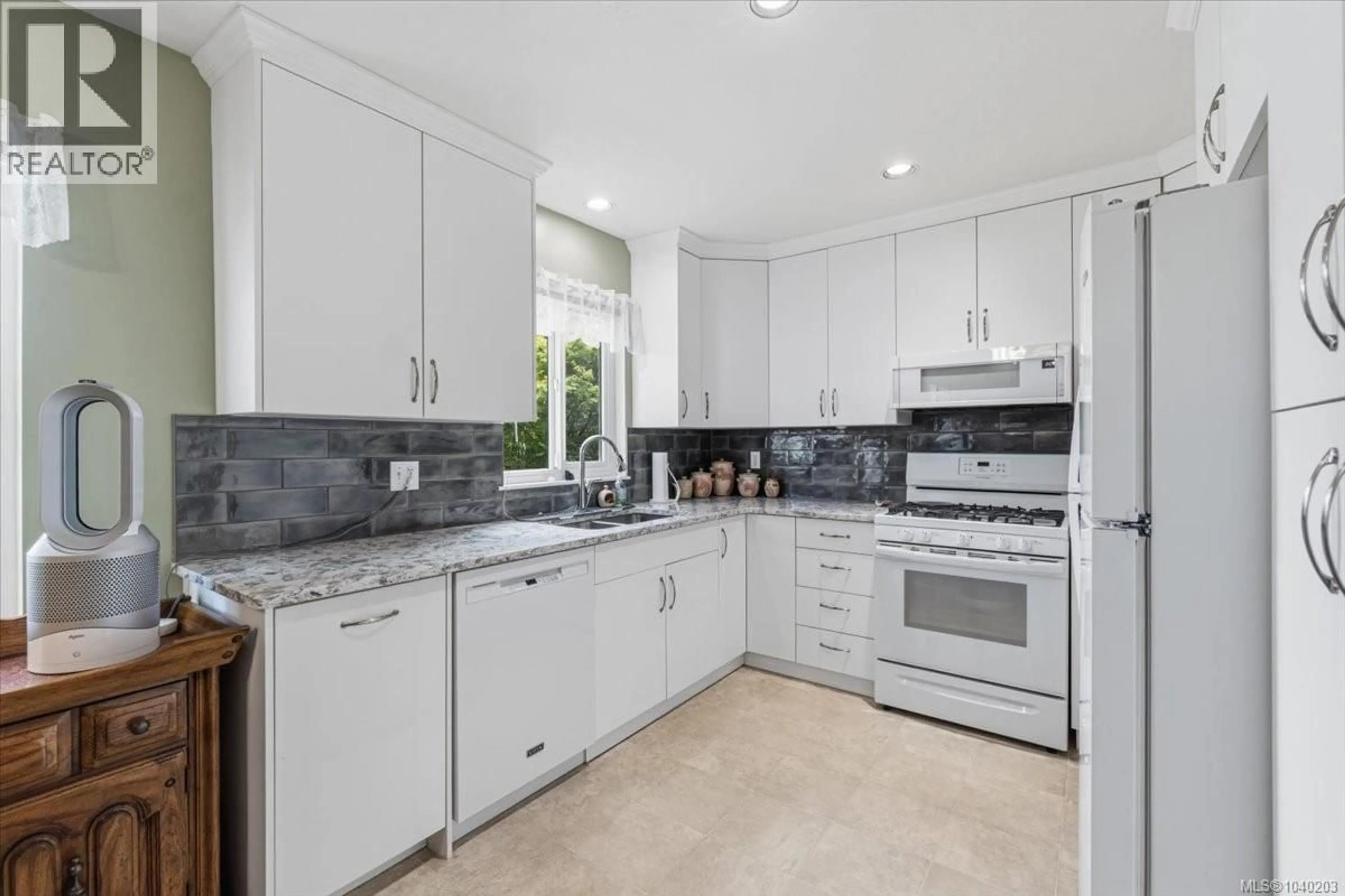Unknown for 5066 SEDONA WAY, Nanaimo British Columbia V9T5Z4