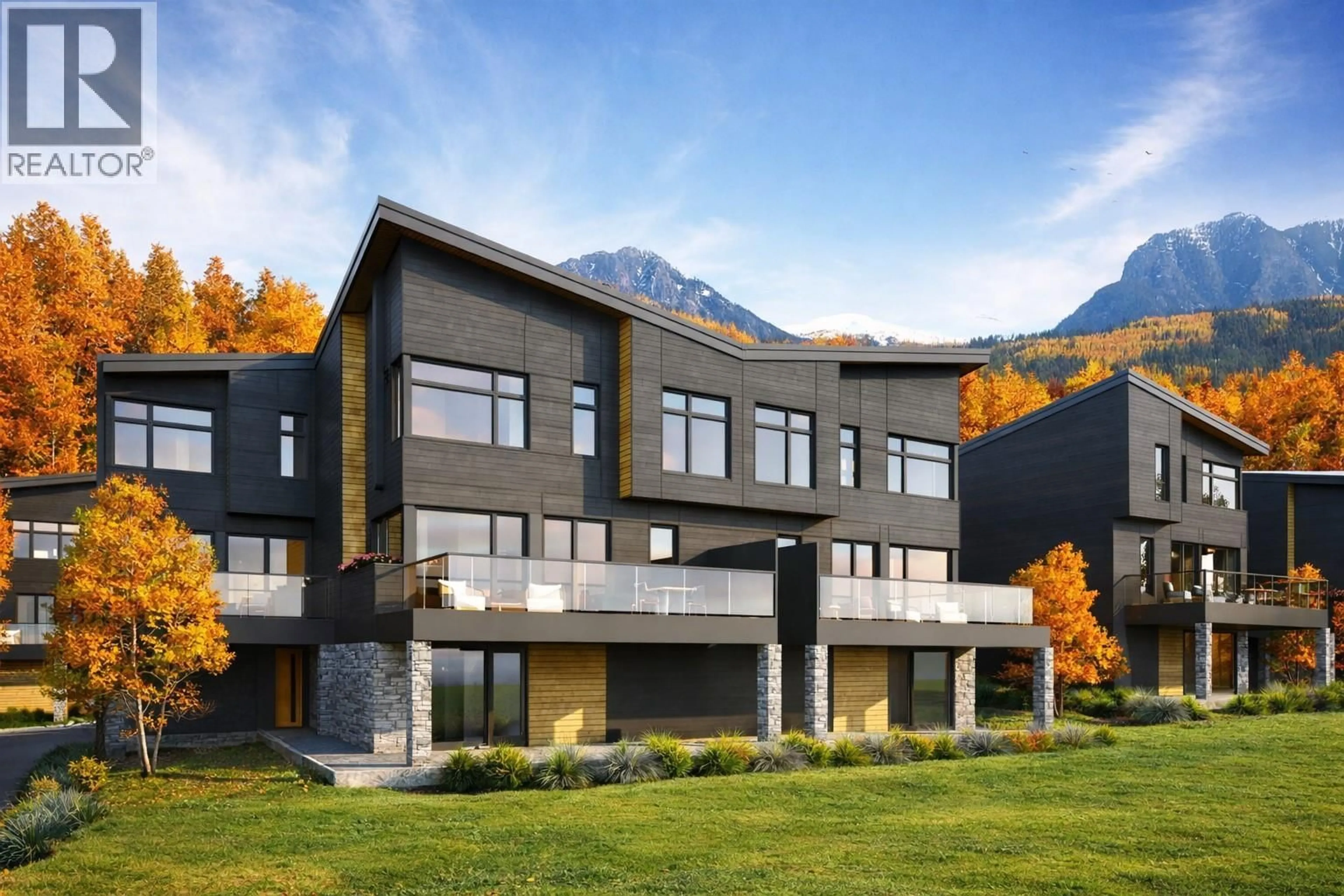 Home with vinyl exterior material, mountain view for 30 - 1551 BOWLE-EVANS DRIVE, Golden British Columbia V0A1H6