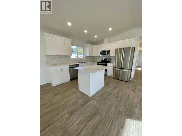 80 - 100 INDUSTRIAL ROAD 1 ROAD, Sparwood 4