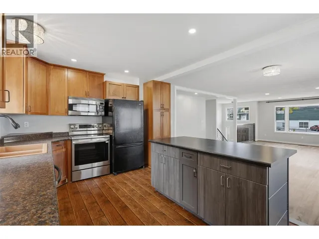 4568 CAMMERAY DRIVE, Kamloops 4