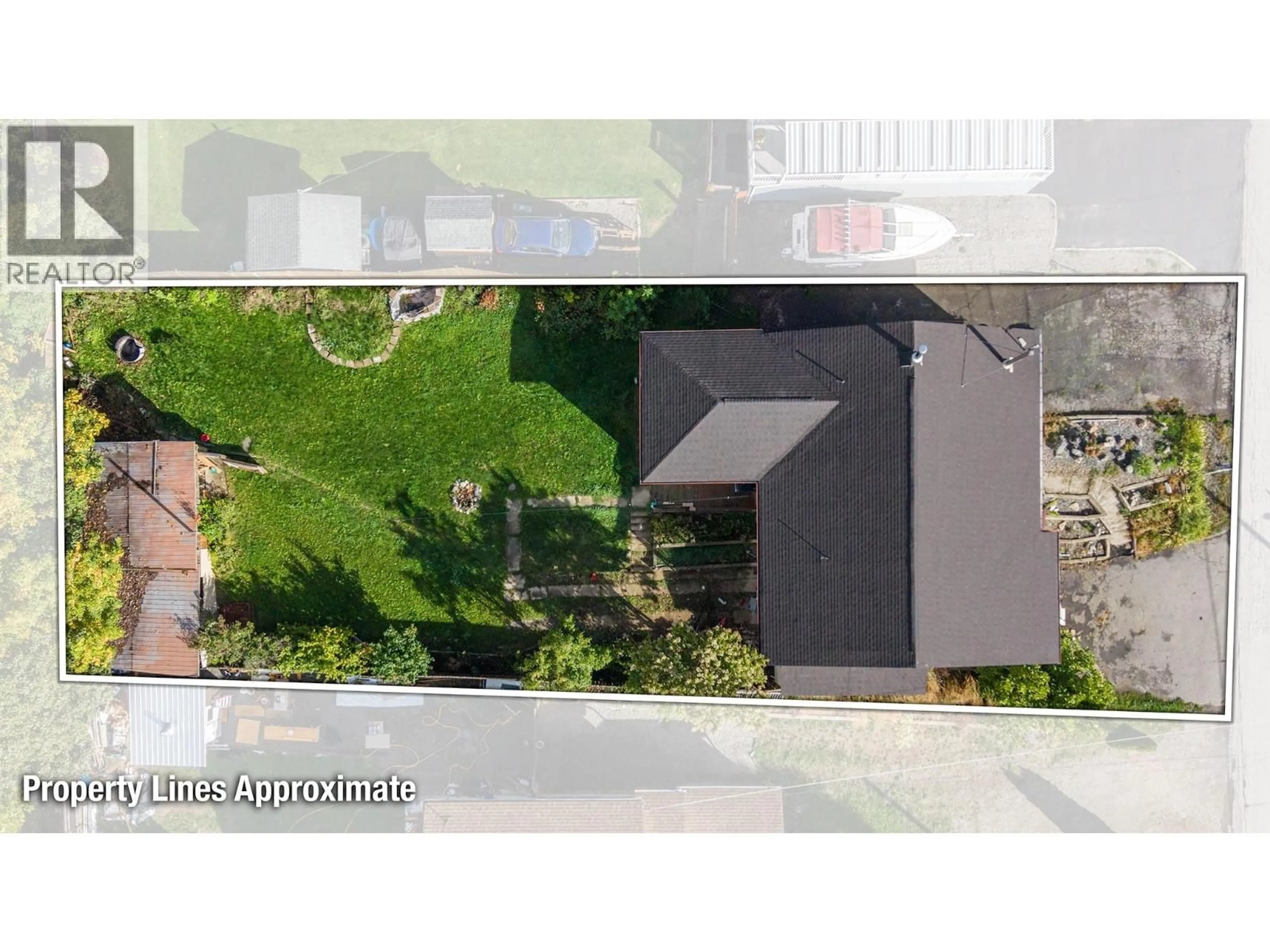 A pic from outside/outdoor area/front of a property/back of a property/a pic from drone, street for 115 24TH AVENUE NORTH, Creston British Columbia V0B1G5