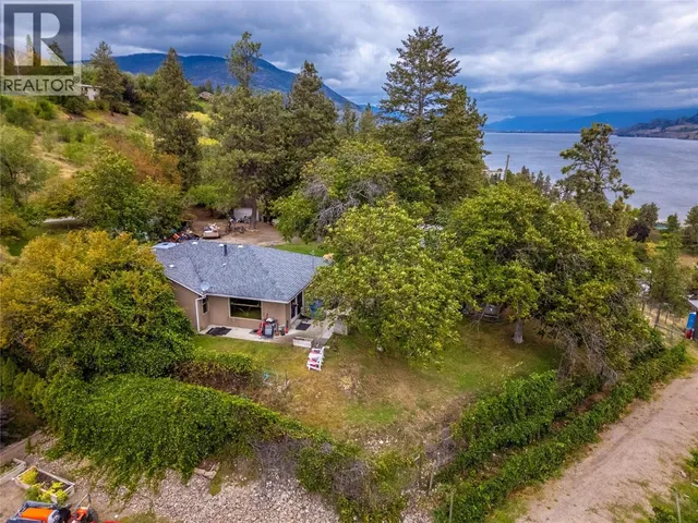 213 TAMARAC AVENUE, Kaleden 2