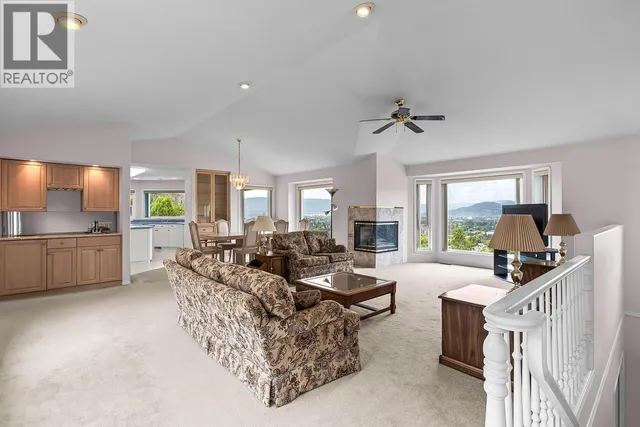 695 VALLEY ROAD, Kelowna 5