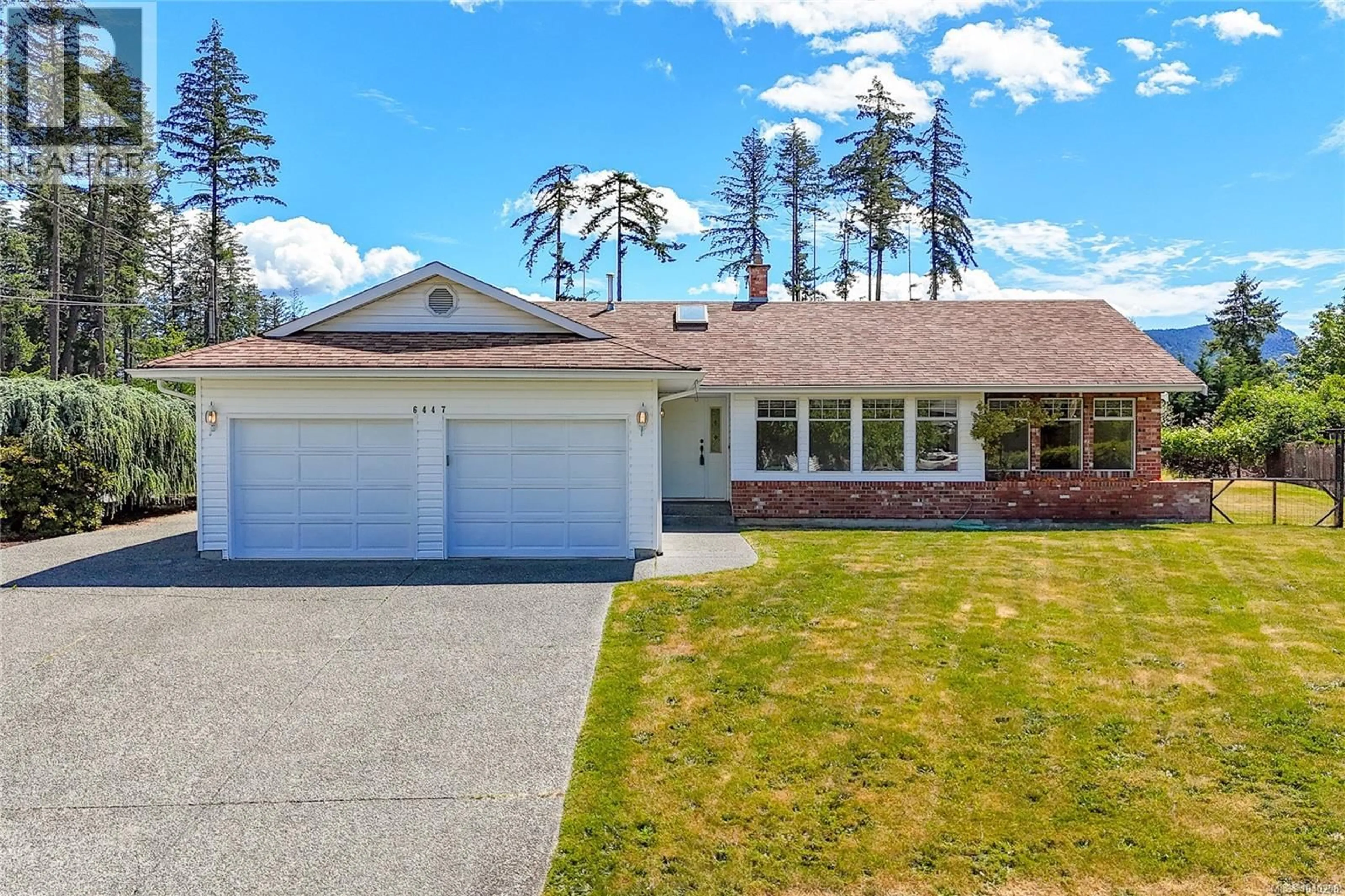 A pic from outside/outdoor area/front of a property/back of a property/a pic from drone, street for 6447 TYLER PLACE, Duncan British Columbia V9L5V3