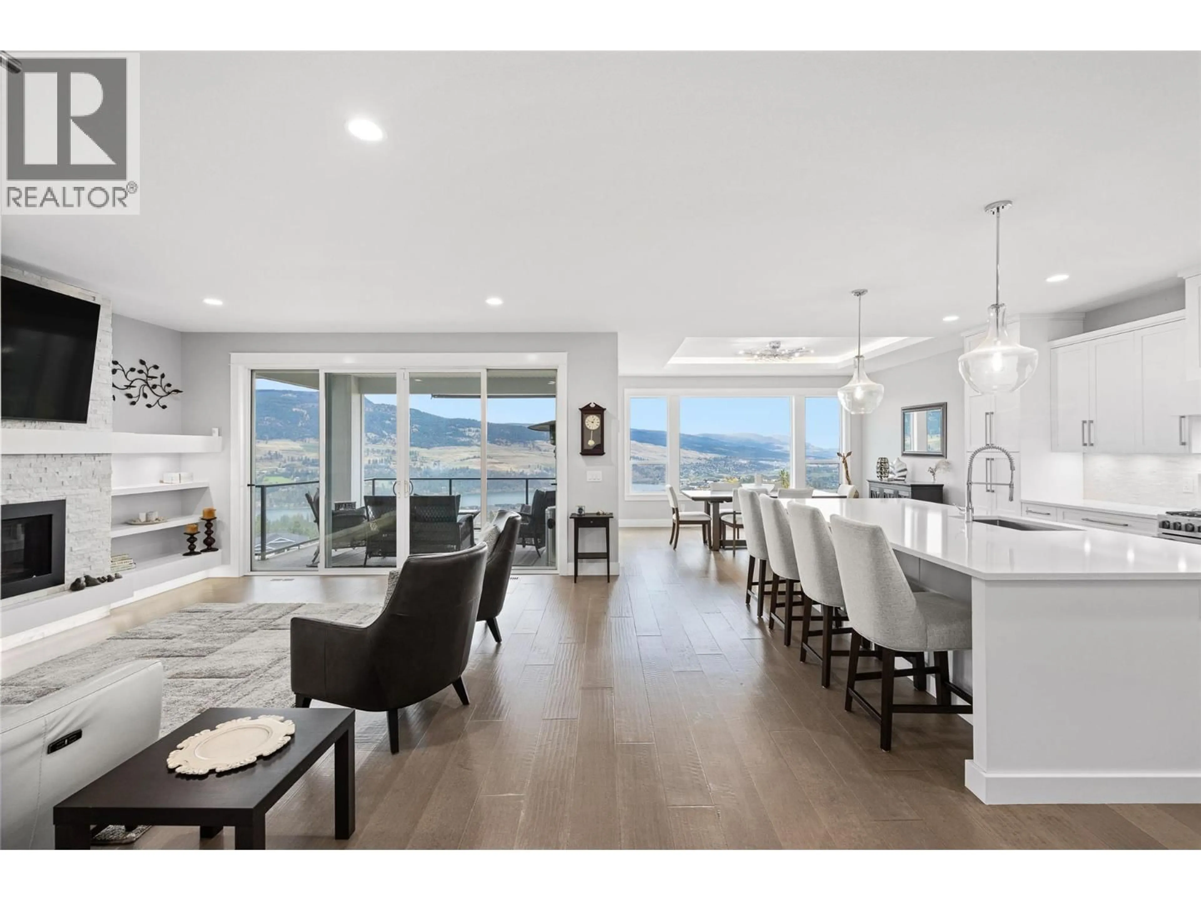 Open concept kitchen, ceramic/tile floor for 13359 DEREK TRETHEWEY DRIVE, Lake Country British Columbia V4V2W3