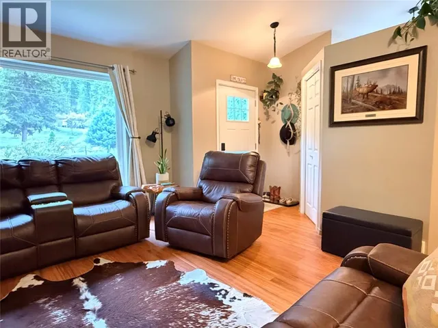 699 STRATHMORE AVENUE, Greenwood 5