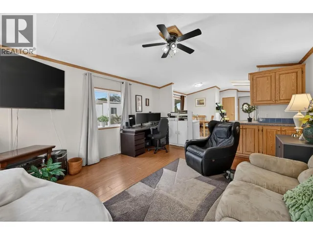 9V - 9 VAN DYKE STREET, Kamloops 4
