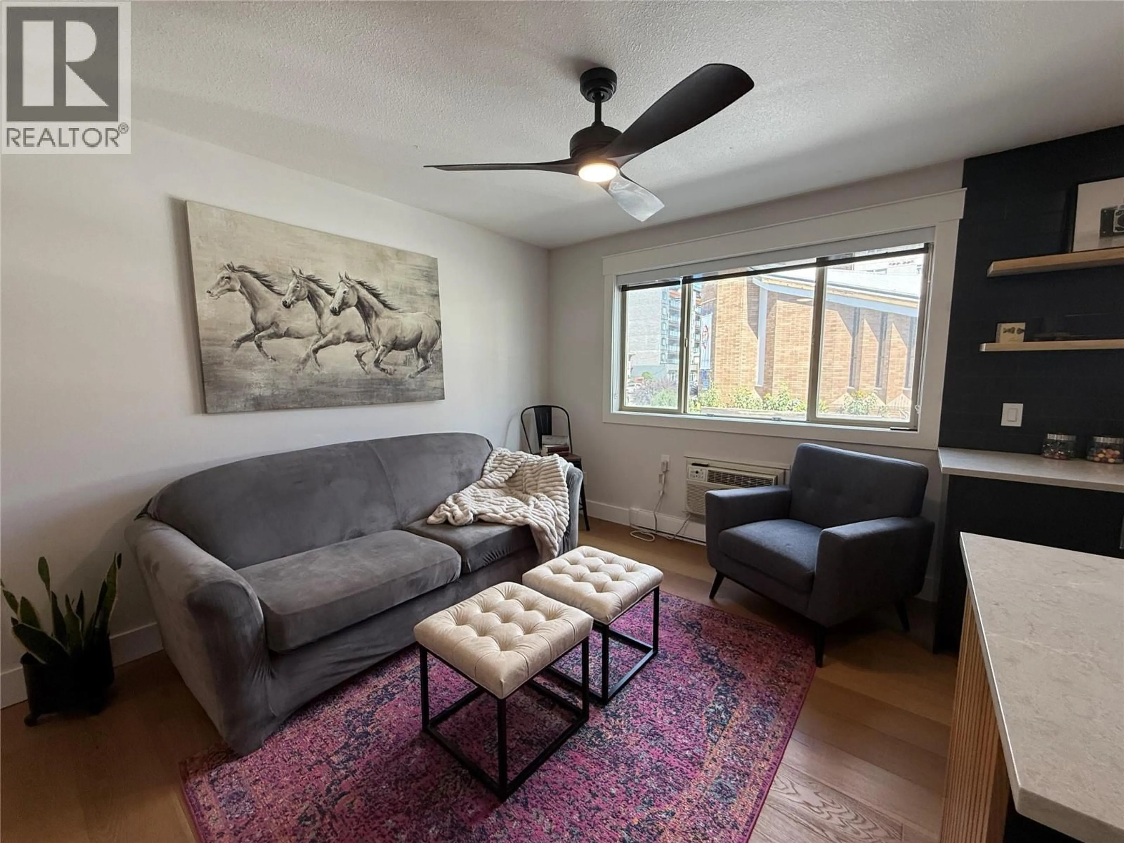 Living room with furniture, unknown for 5 - 430 4TH AVENUE, Kamloops British Columbia V2C3P3