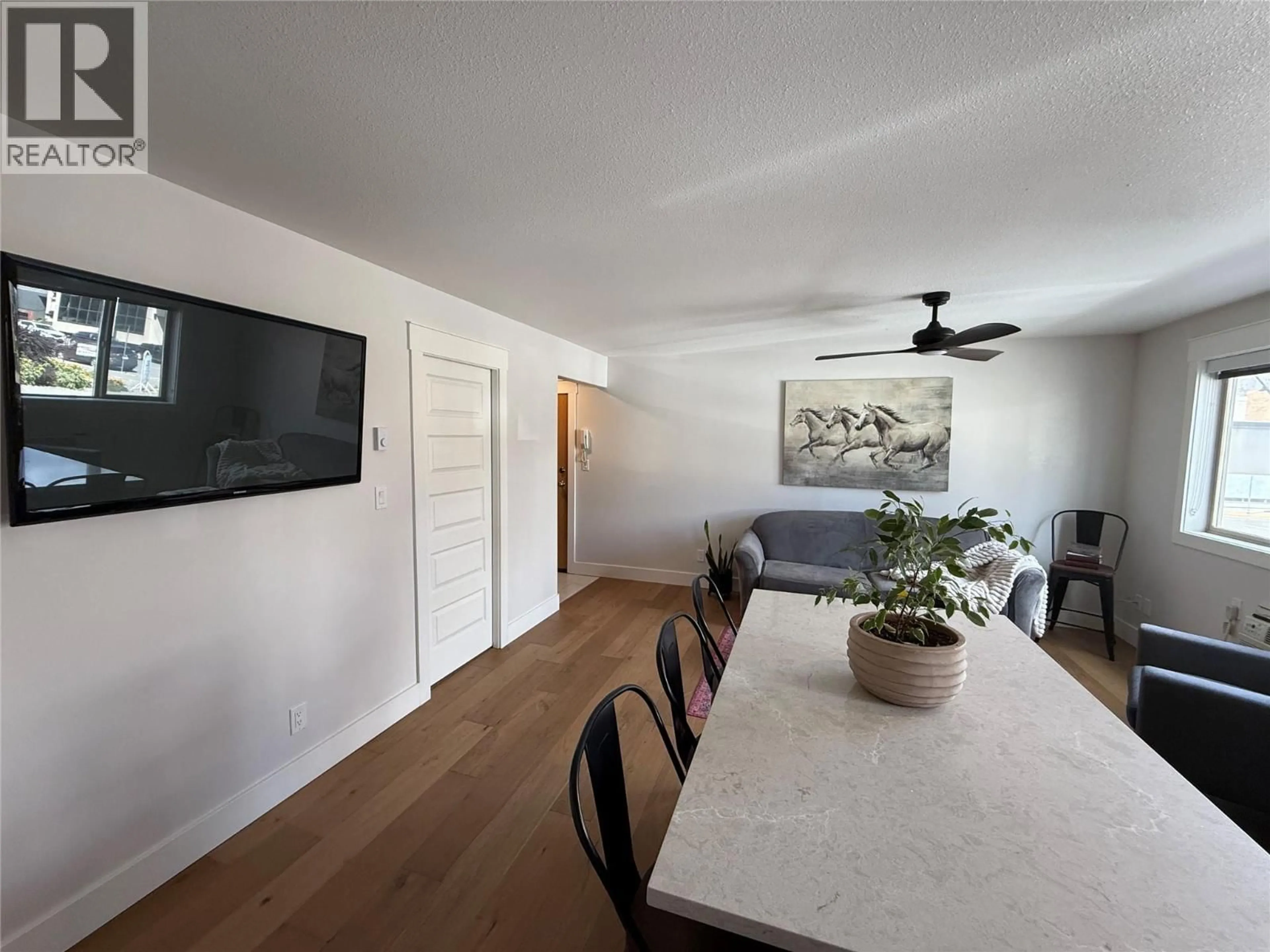 A pic of a room for 5 - 430 4TH AVENUE, Kamloops British Columbia V2C3P3